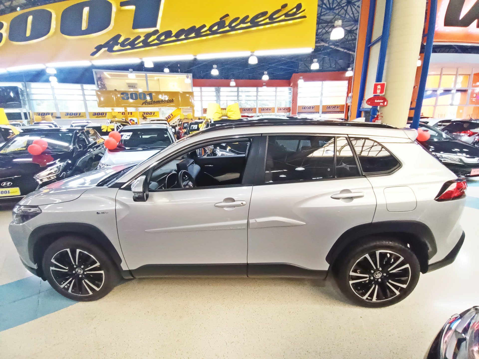 TOYOTA COROLLA CROSS