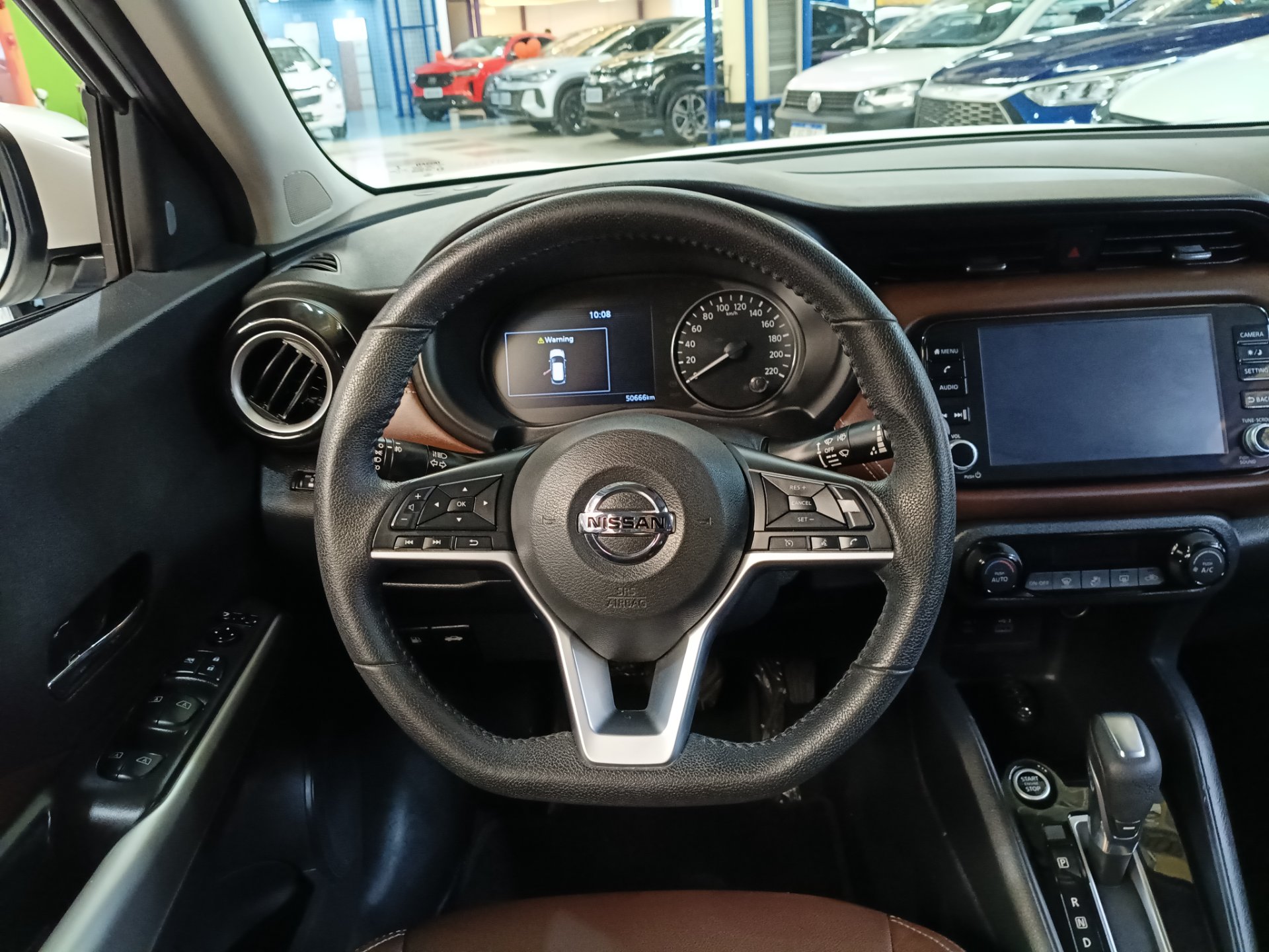 NISSAN KICKS