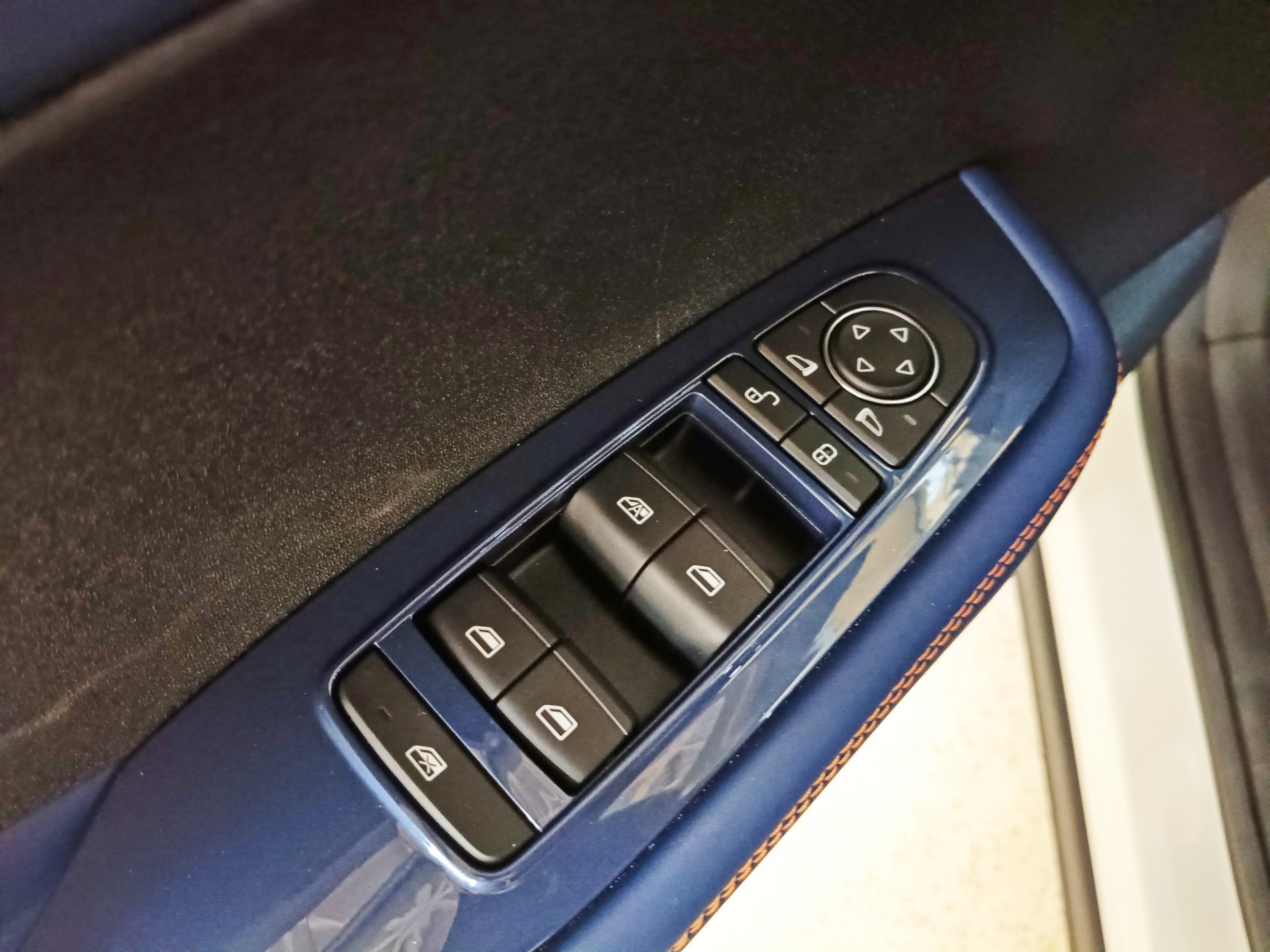 BYD DOLPHIN MINI