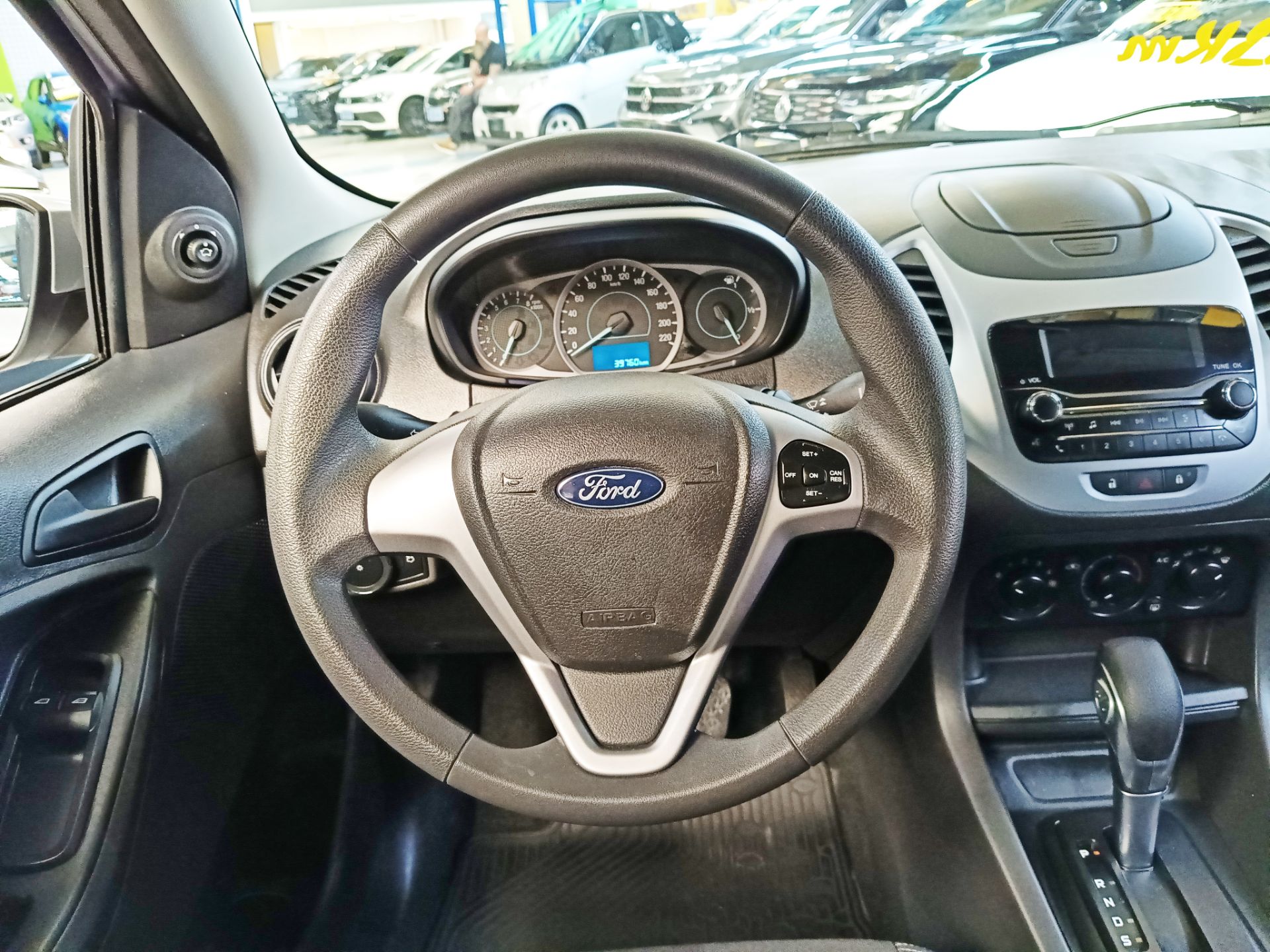 FORD KA