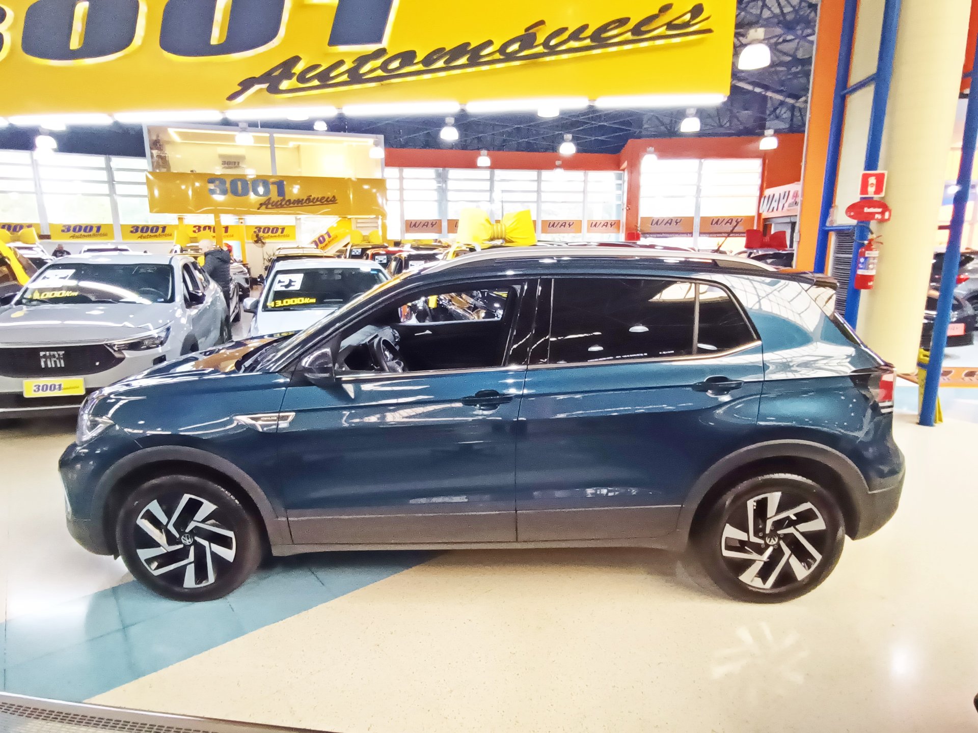 VOLKSWAGEN T-CROSS