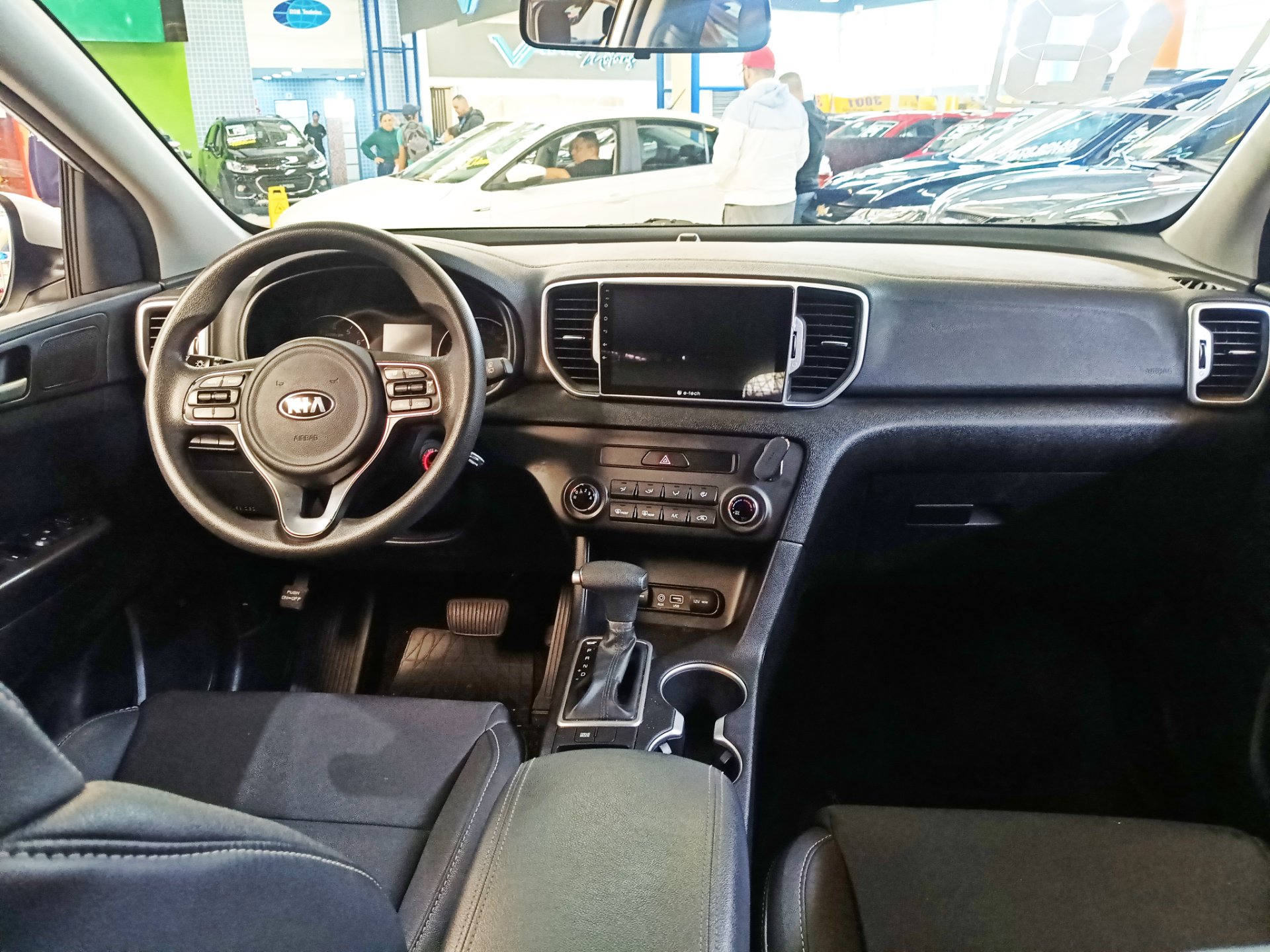 KIA SPORTAGE