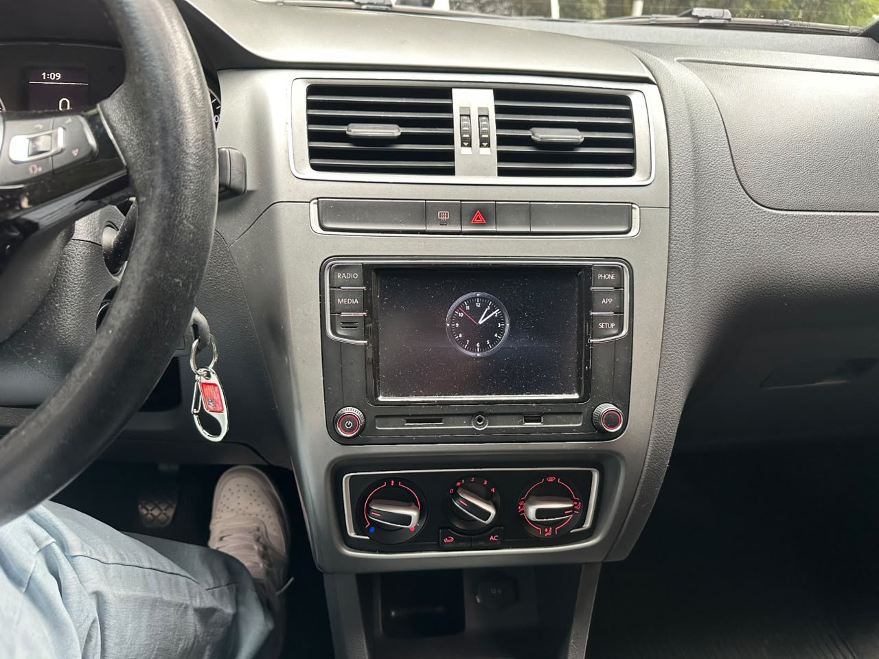 VOLKSWAGEN FOX