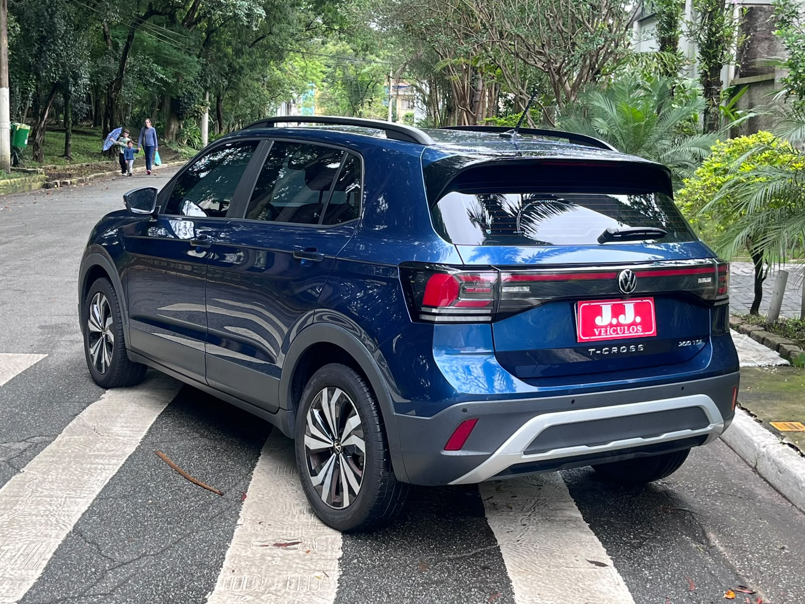 VOLKSWAGEN T-CROSS
