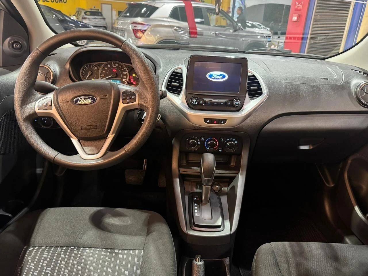 FORD KA