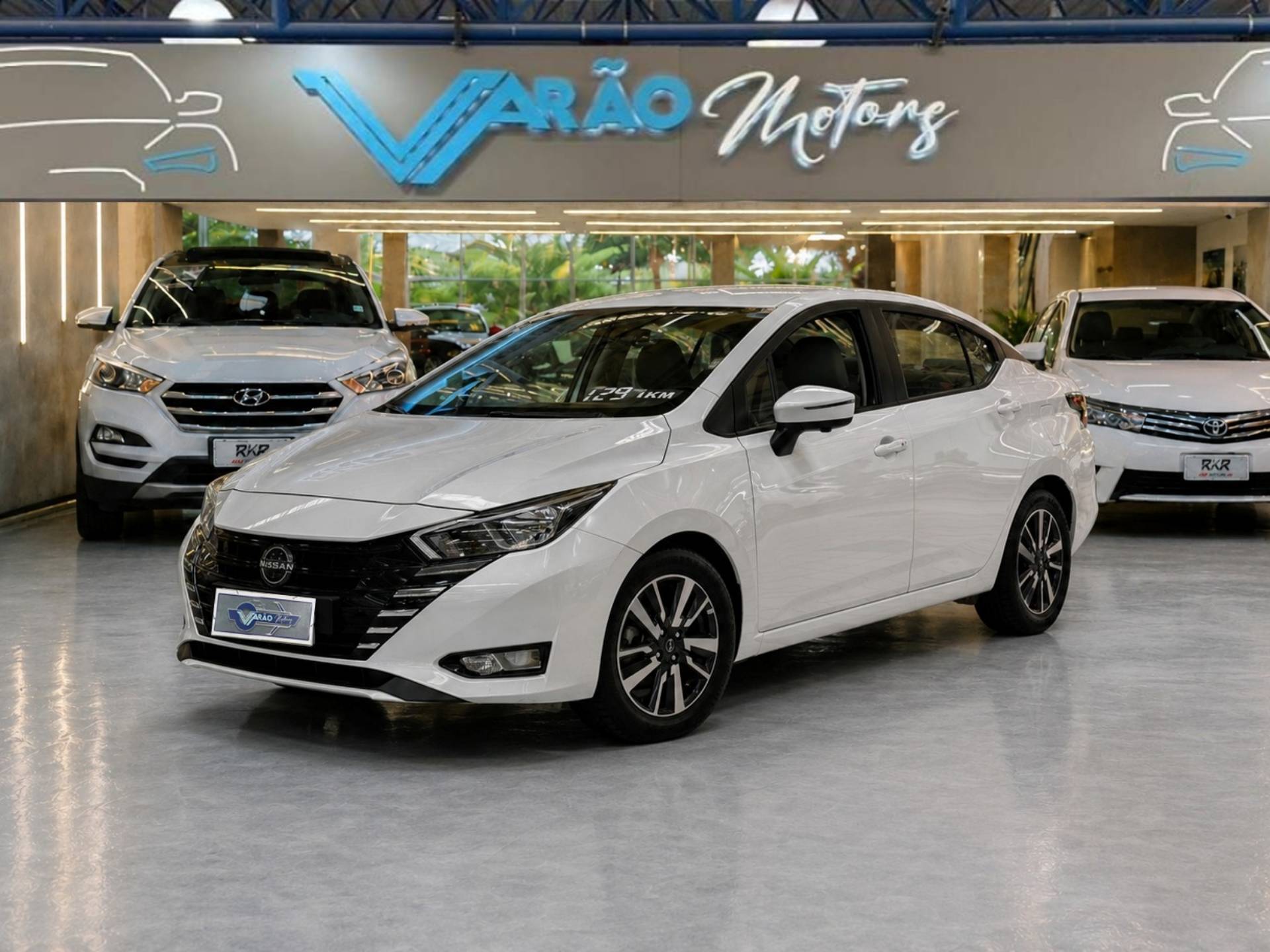 NISSAN VERSA