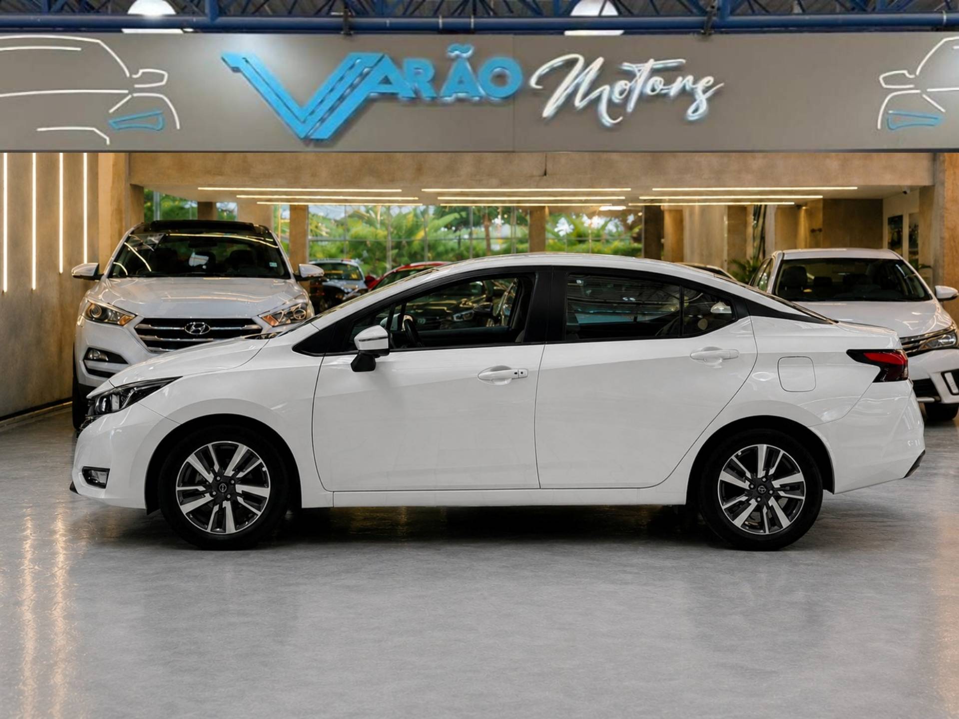 NISSAN VERSA
