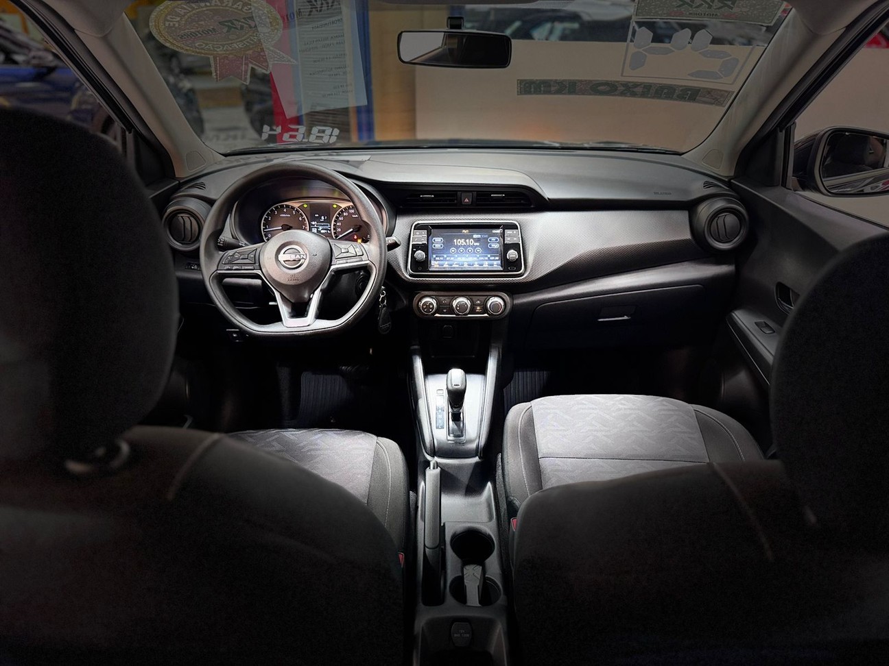 NISSAN KICKS