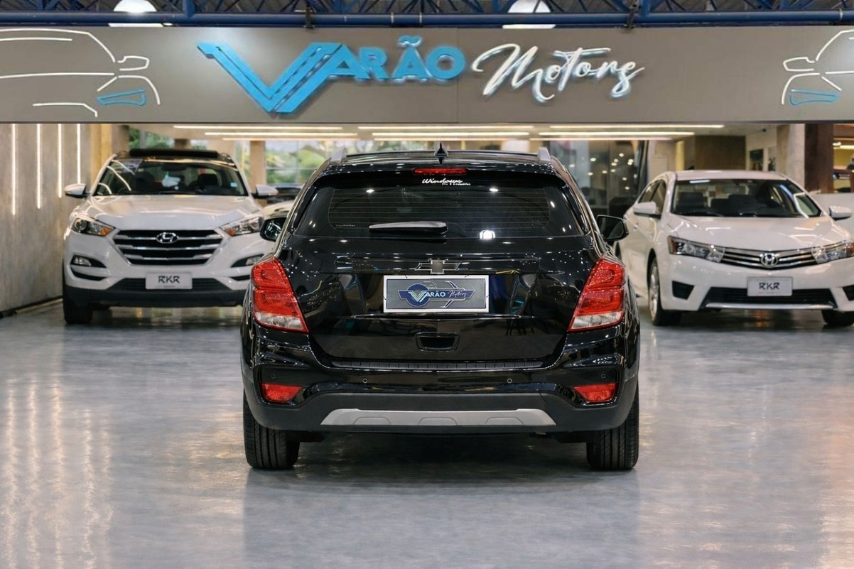 CHEVROLET TRACKER