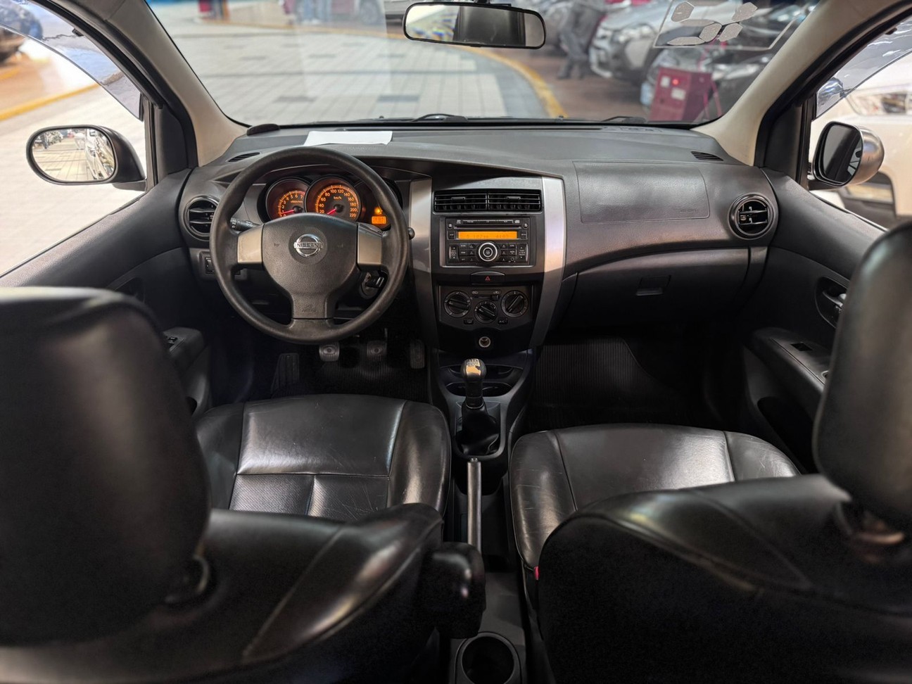 NISSAN LIVINA