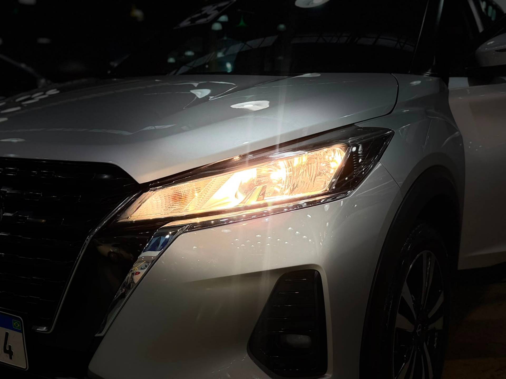 NISSAN KICKS PLAY