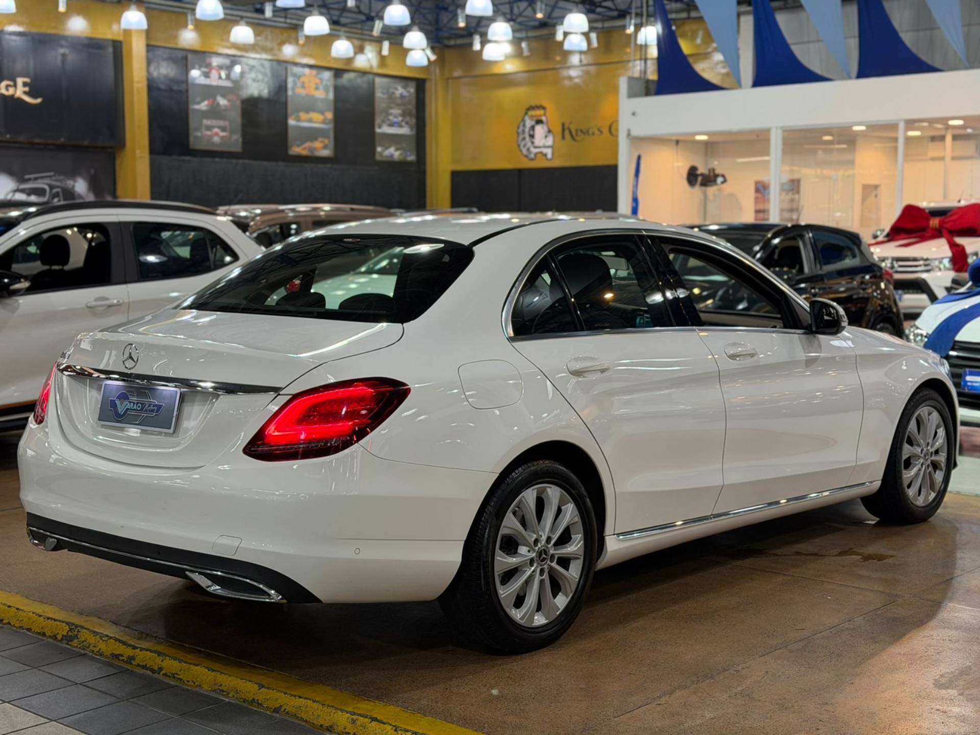 MERCEDES-BENZ C 180