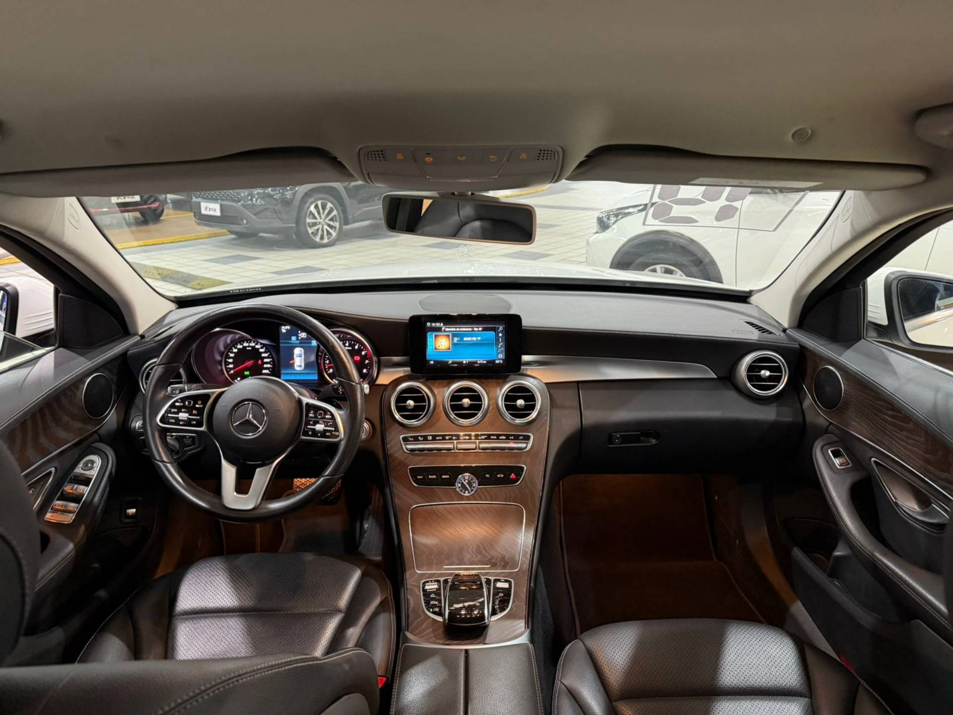 MERCEDES-BENZ C 180
