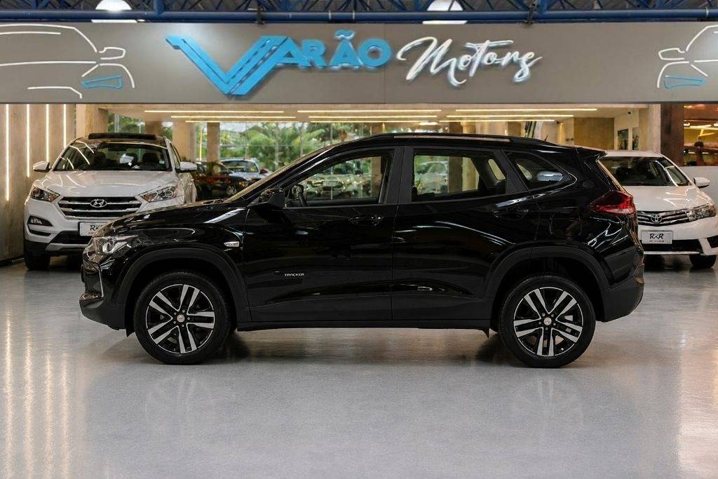 CHEVROLET TRACKER