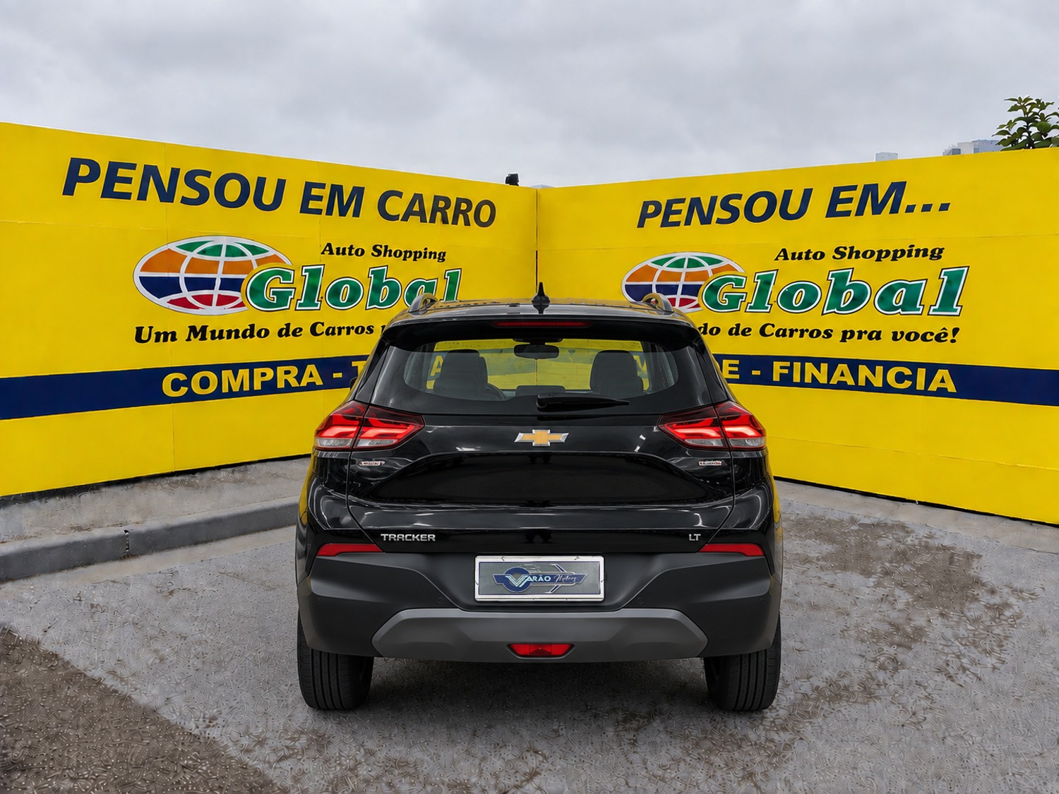 CHEVROLET TRACKER
