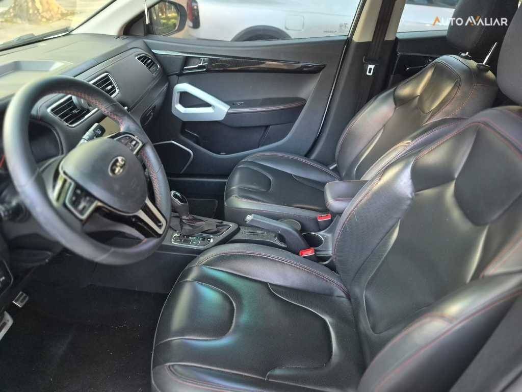 JAC T40