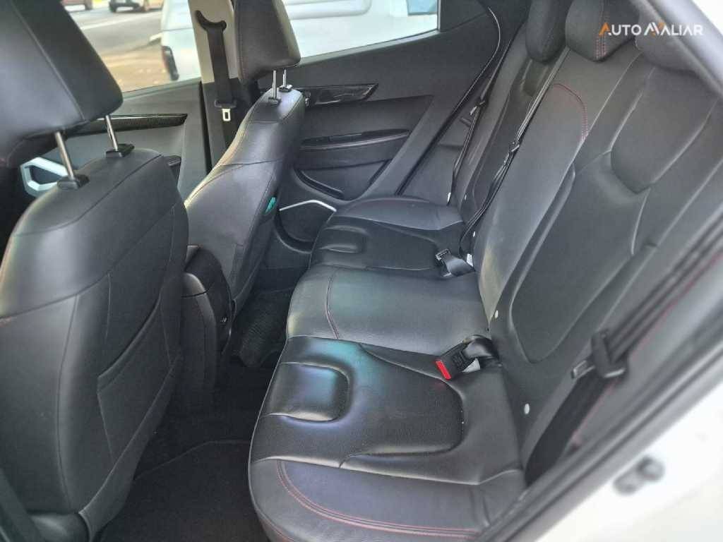 JAC T40