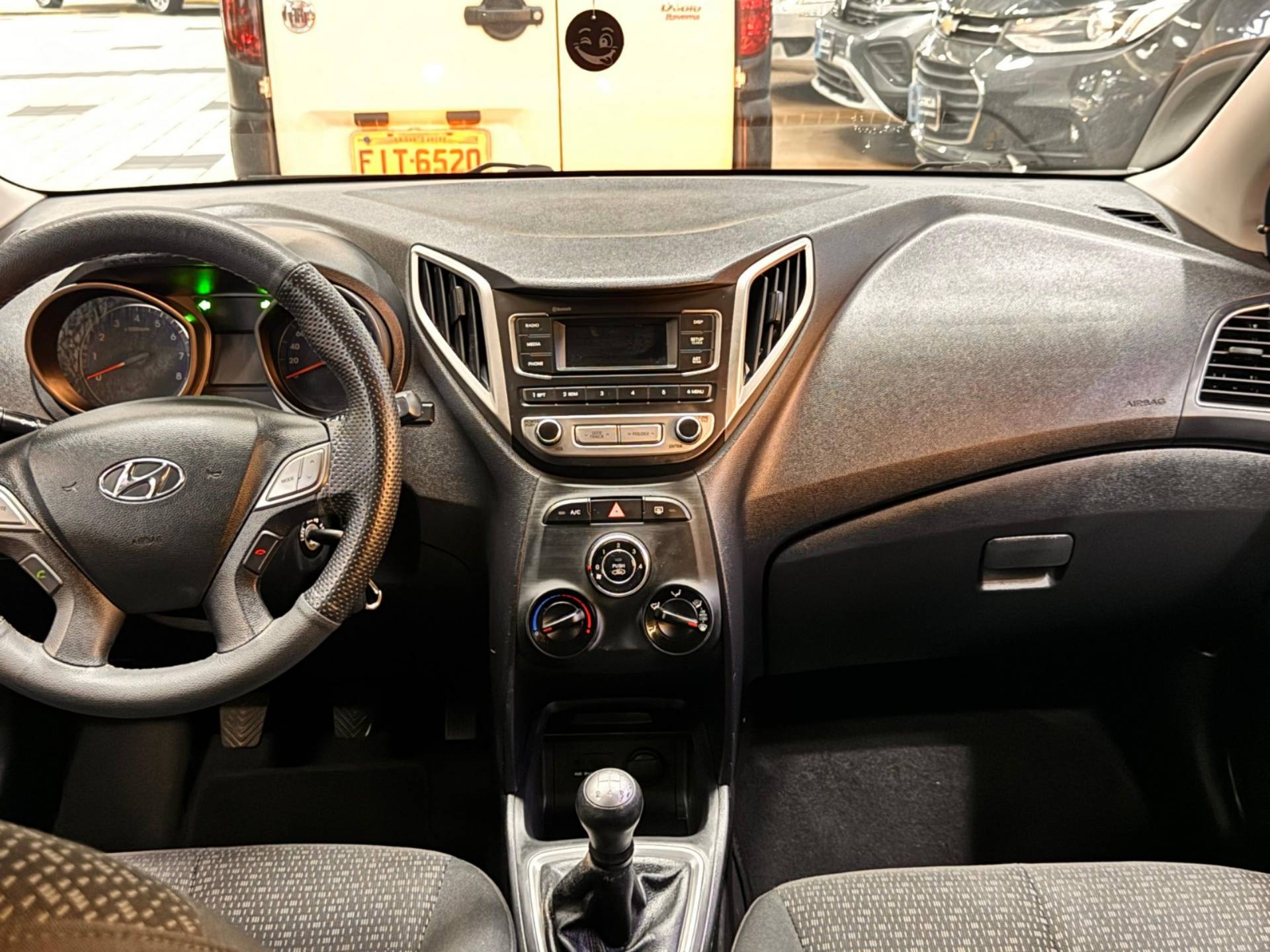 HYUNDAI HB20
