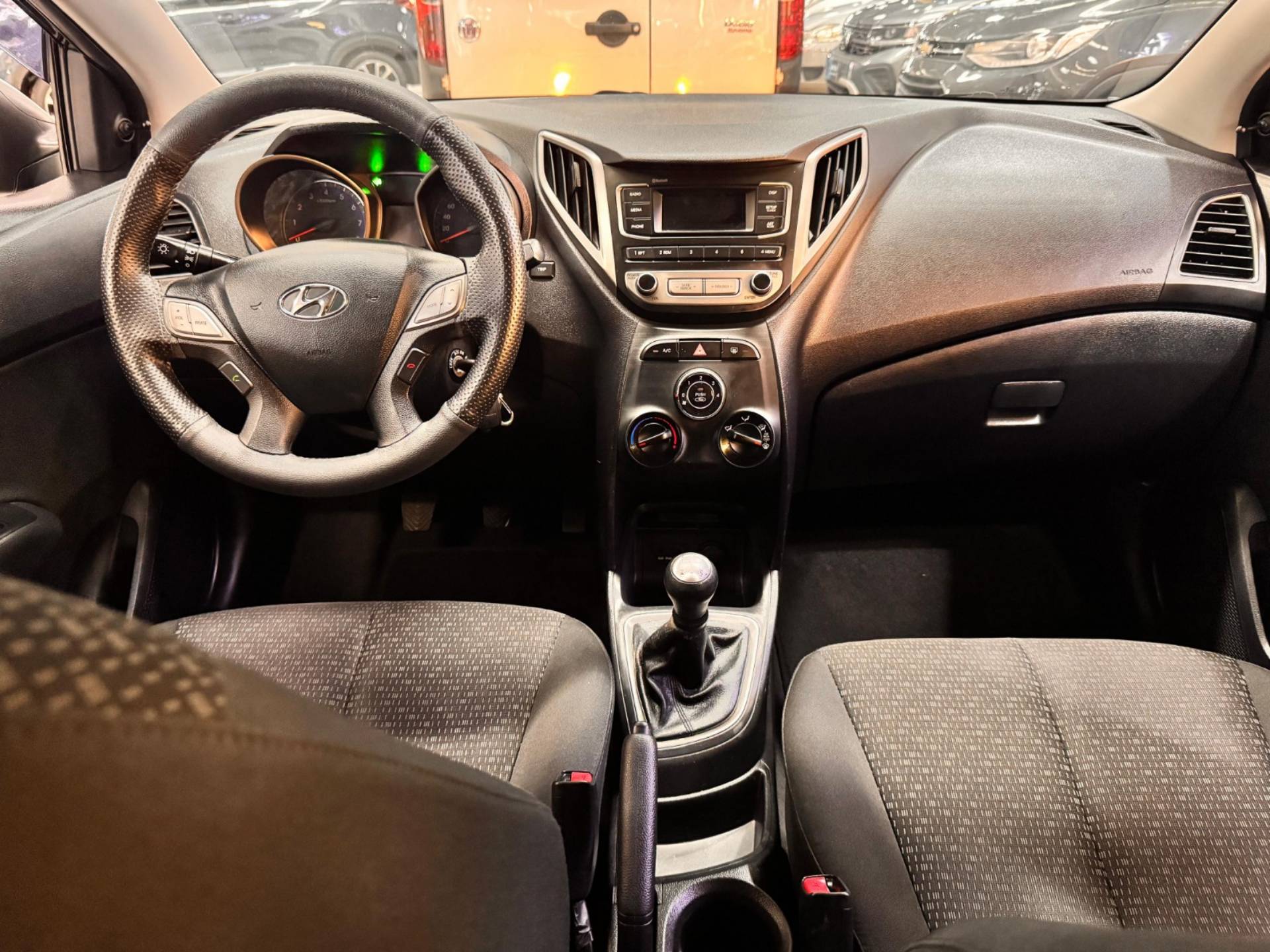 HYUNDAI HB20
