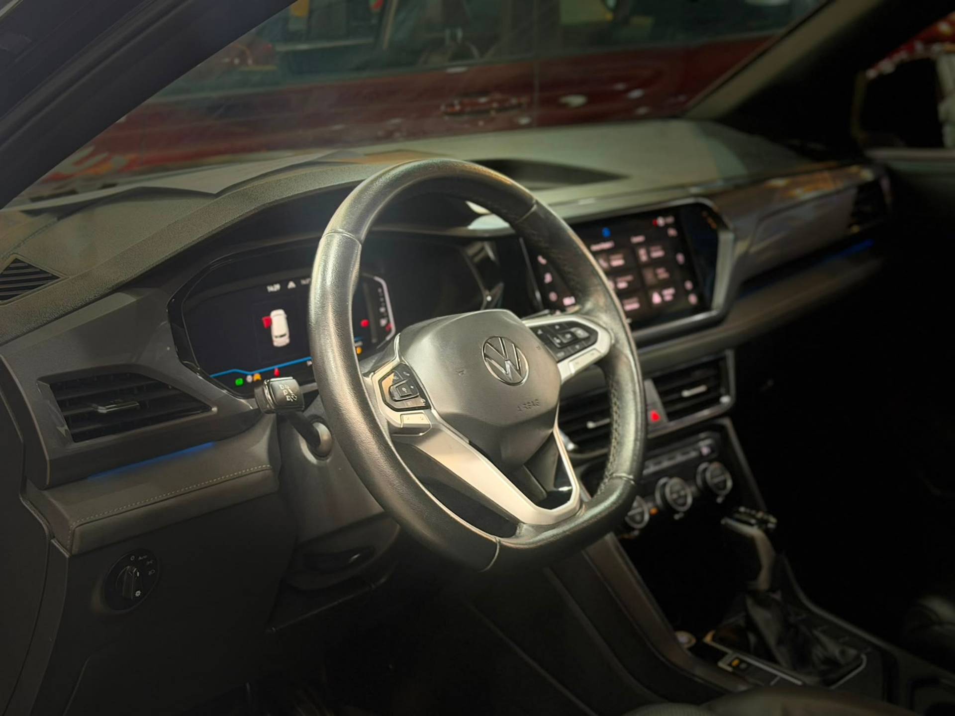 VOLKSWAGEN TAOS