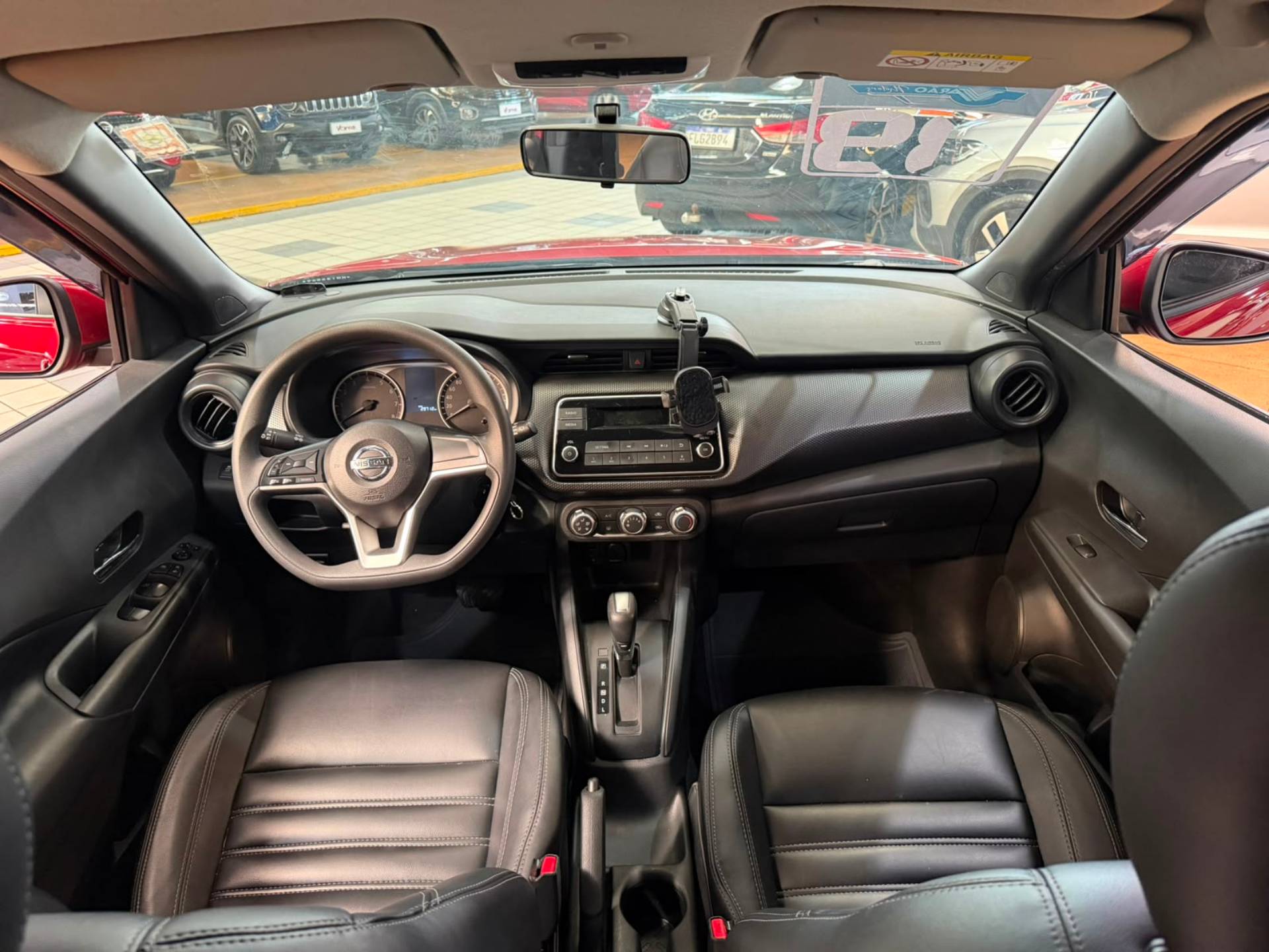 NISSAN KICKS