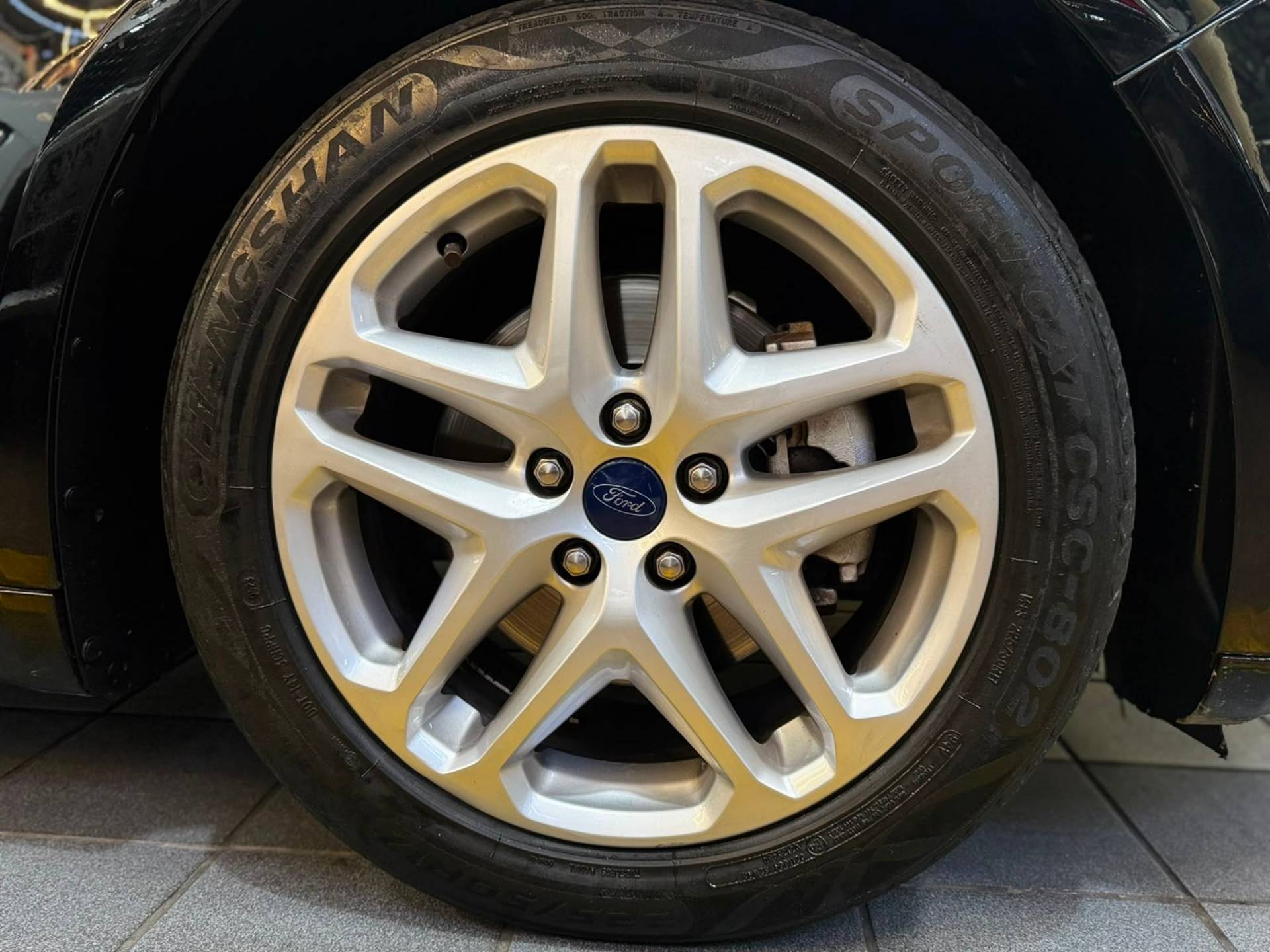 FORD FUSION