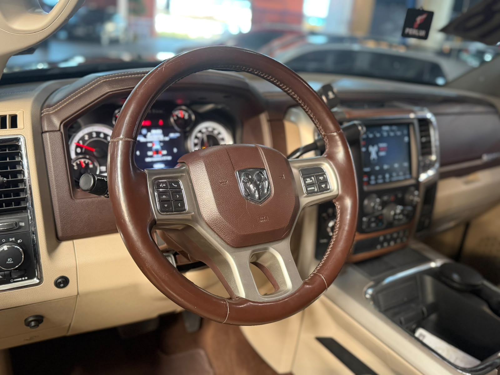DODGE RAM