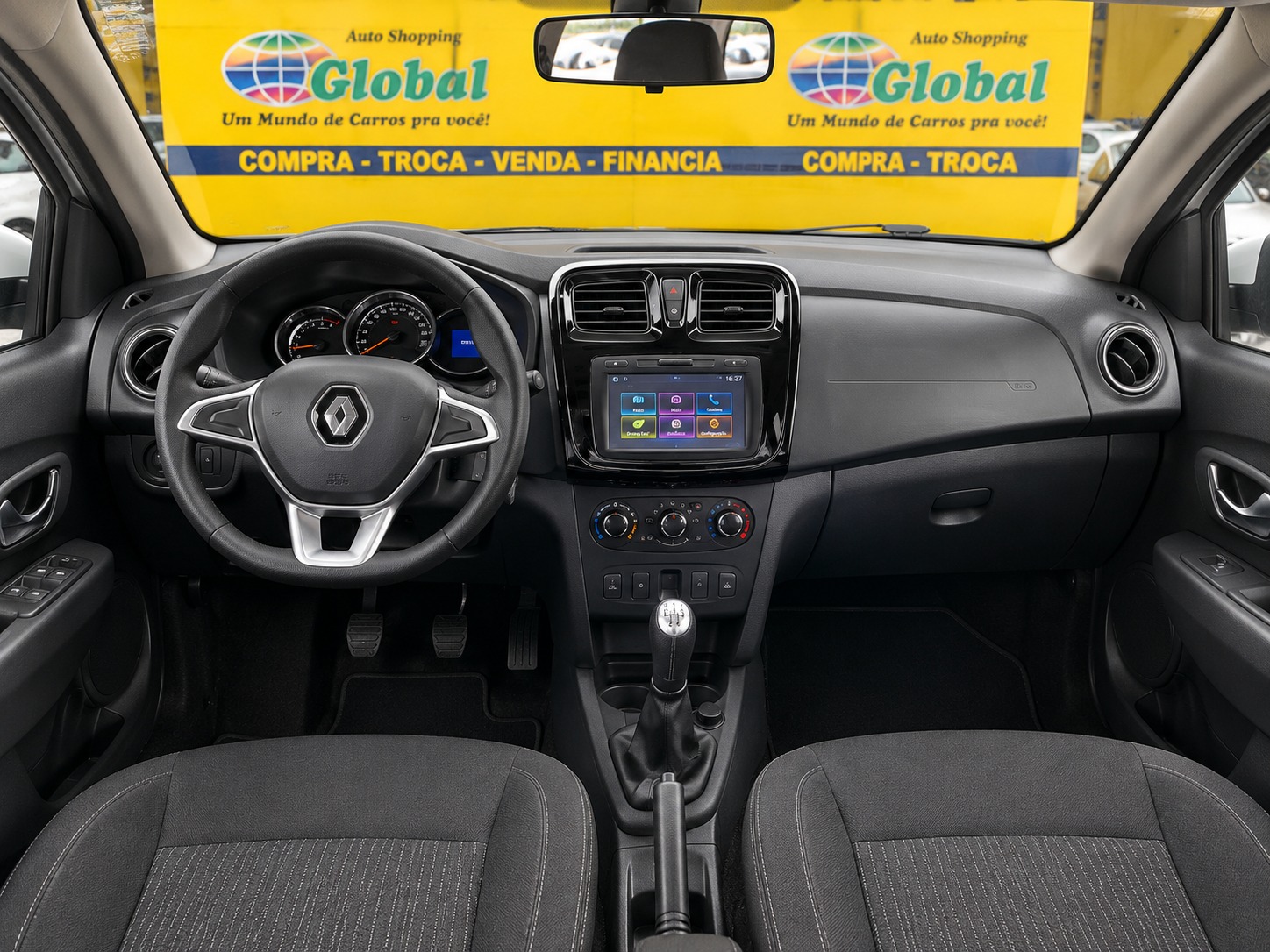 RENAULT LOGAN
