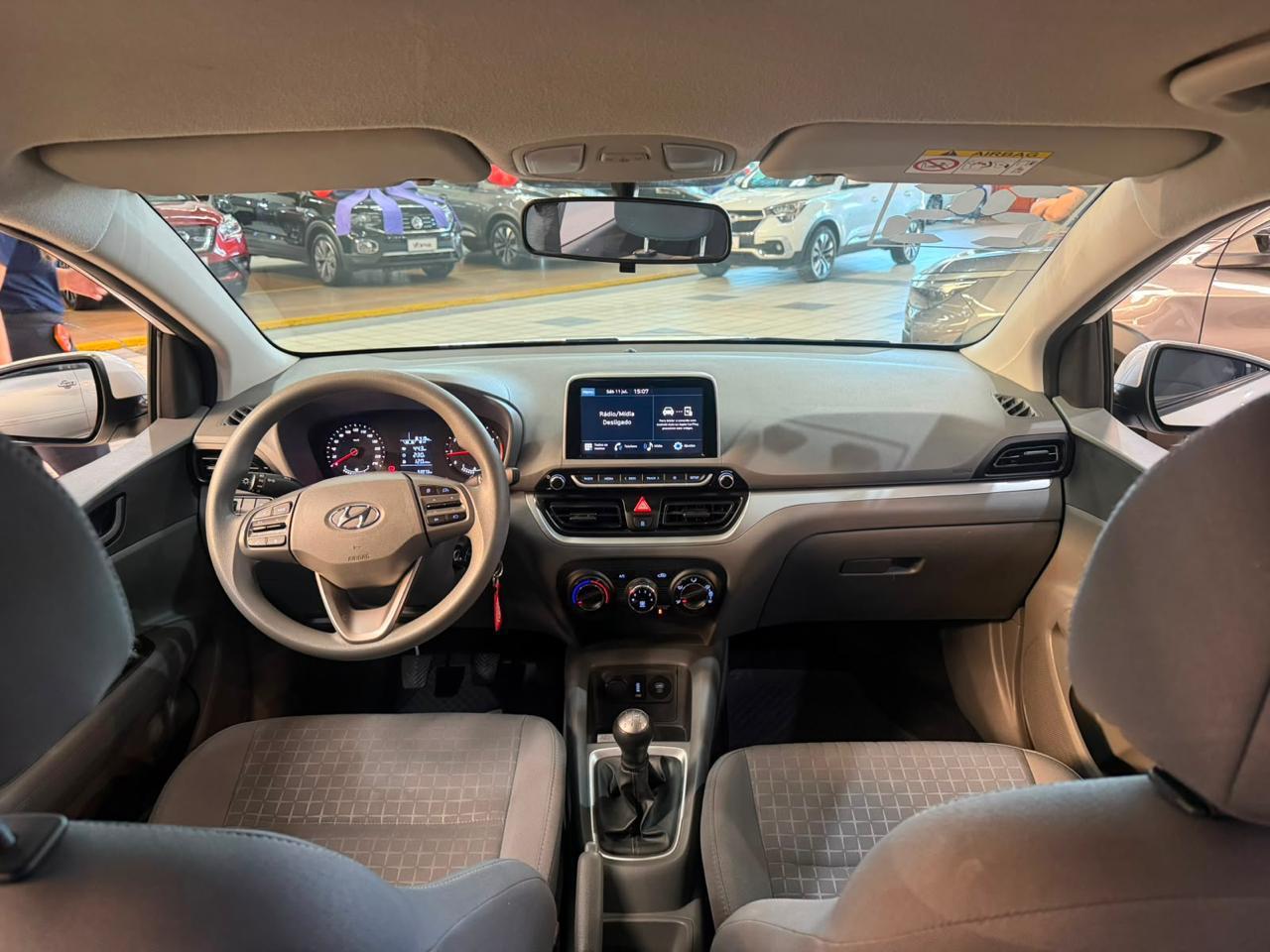 HYUNDAI HB20S