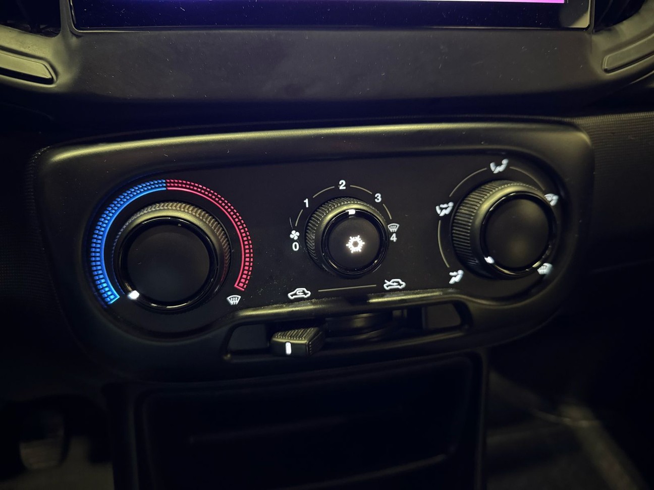 Car Image 19