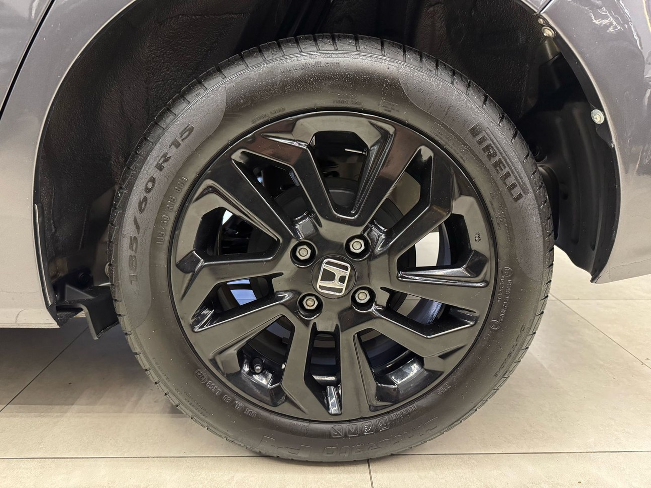 Car Image 13