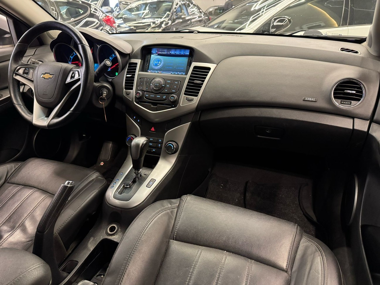 CRUZE 1.8 LT 16V SEDAN