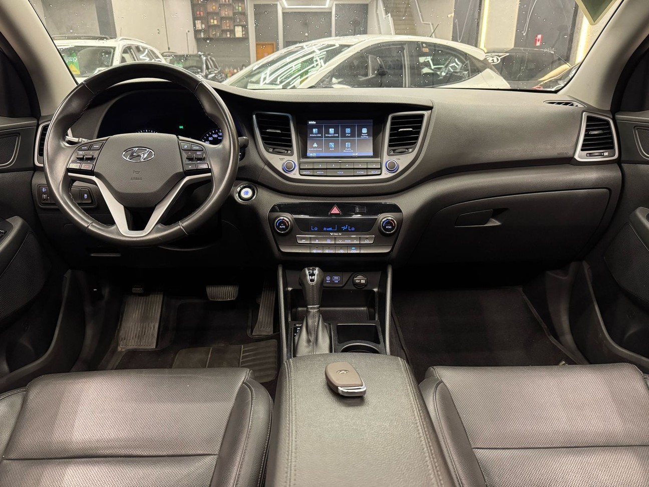 Car Image 8