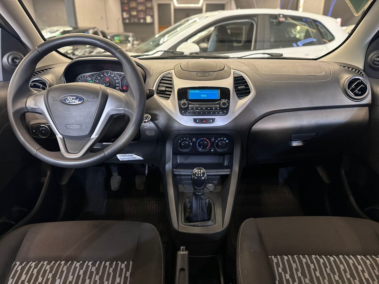 FORD KA