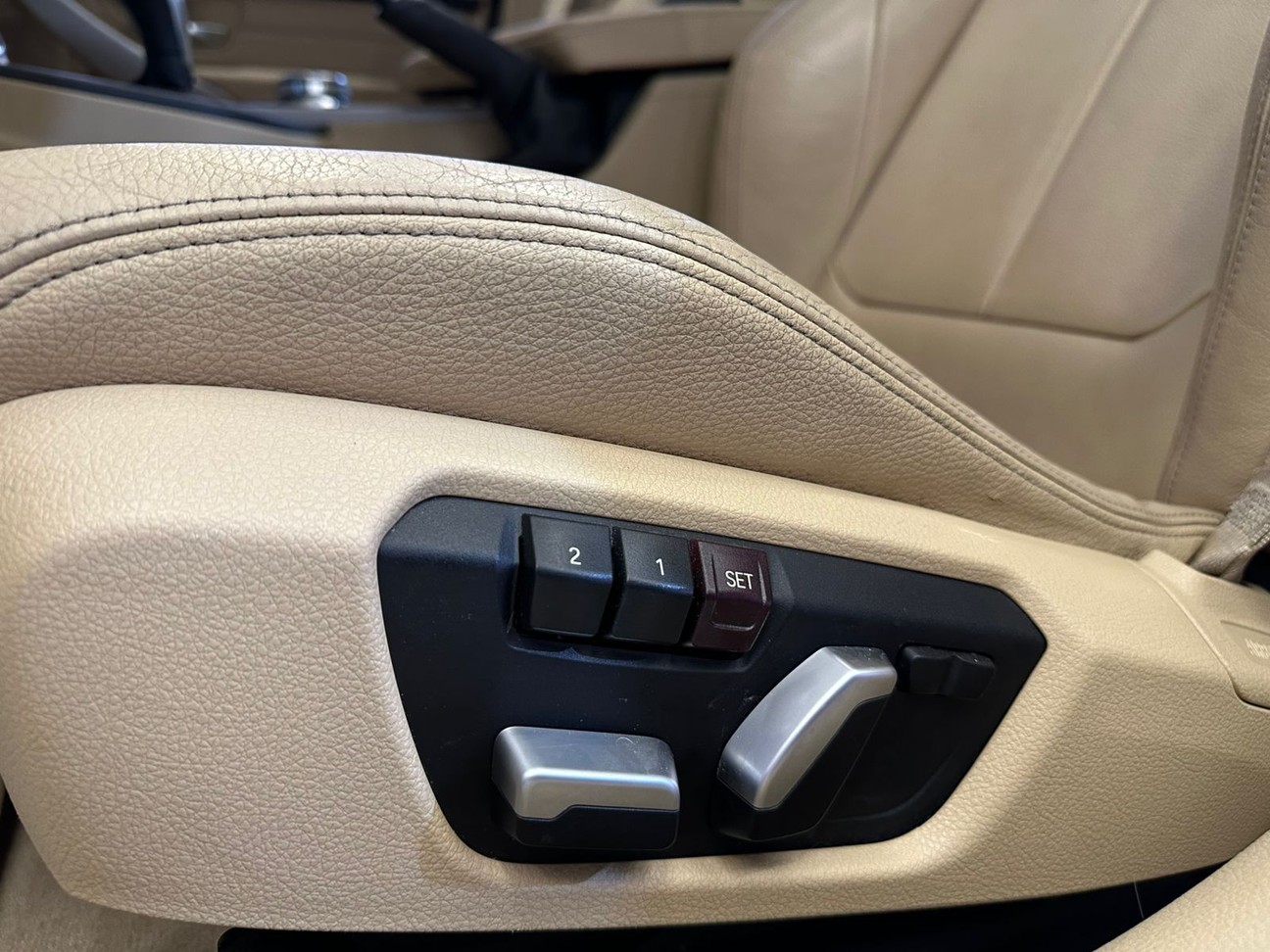 328i 2.0 M SPORT 16V