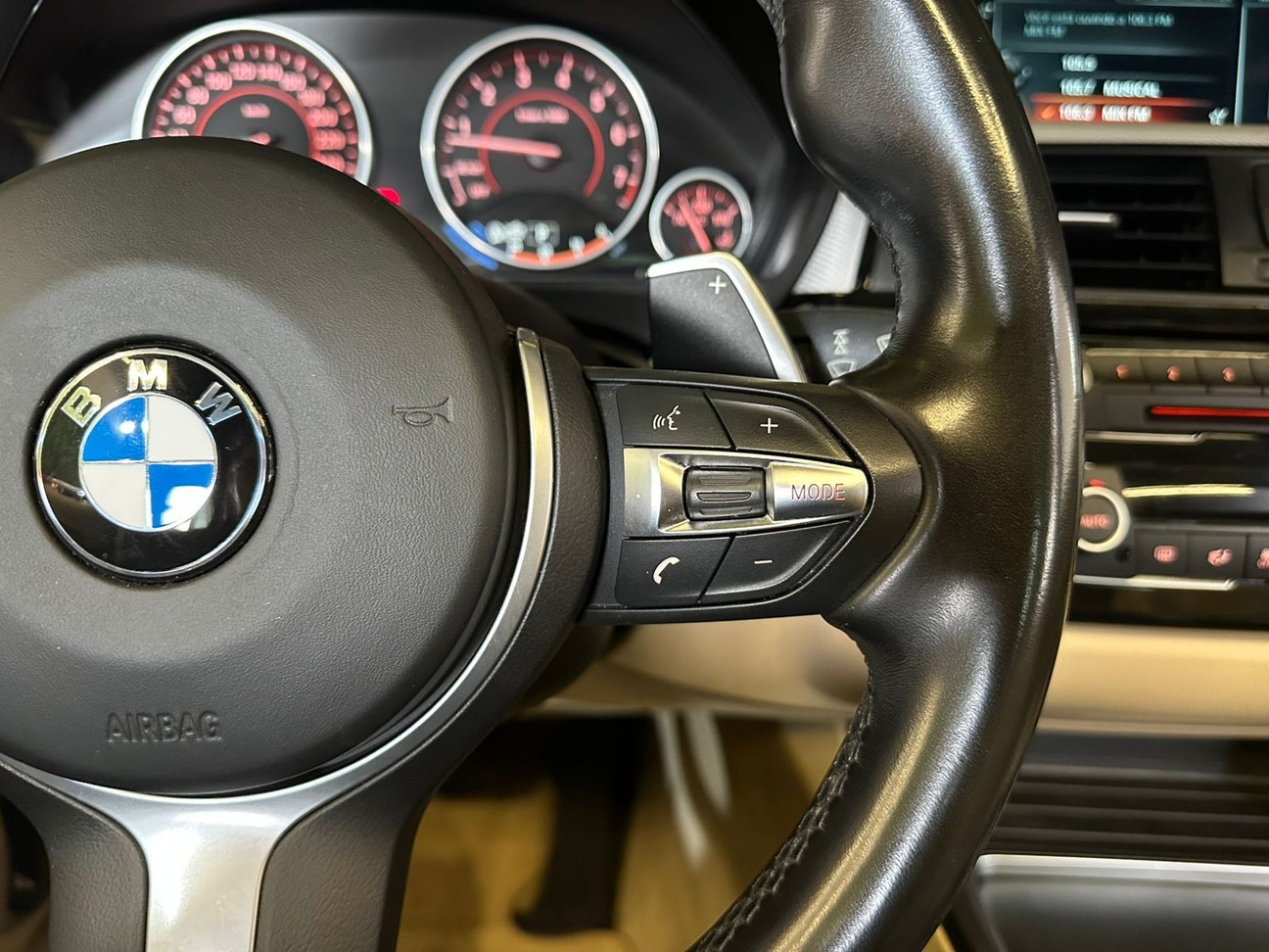 328i 2.0 M SPORT 16V