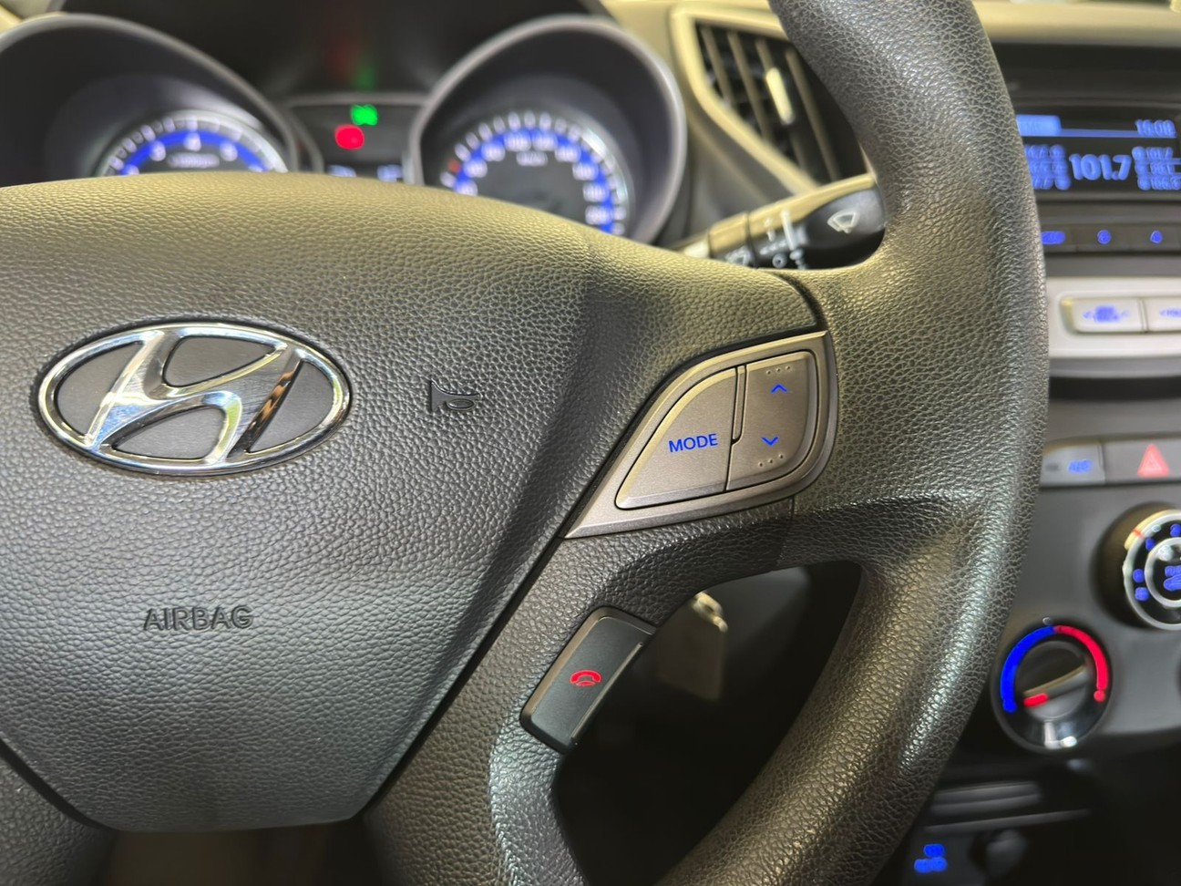 HB20S 1.6 COMFORT STYLE 16V