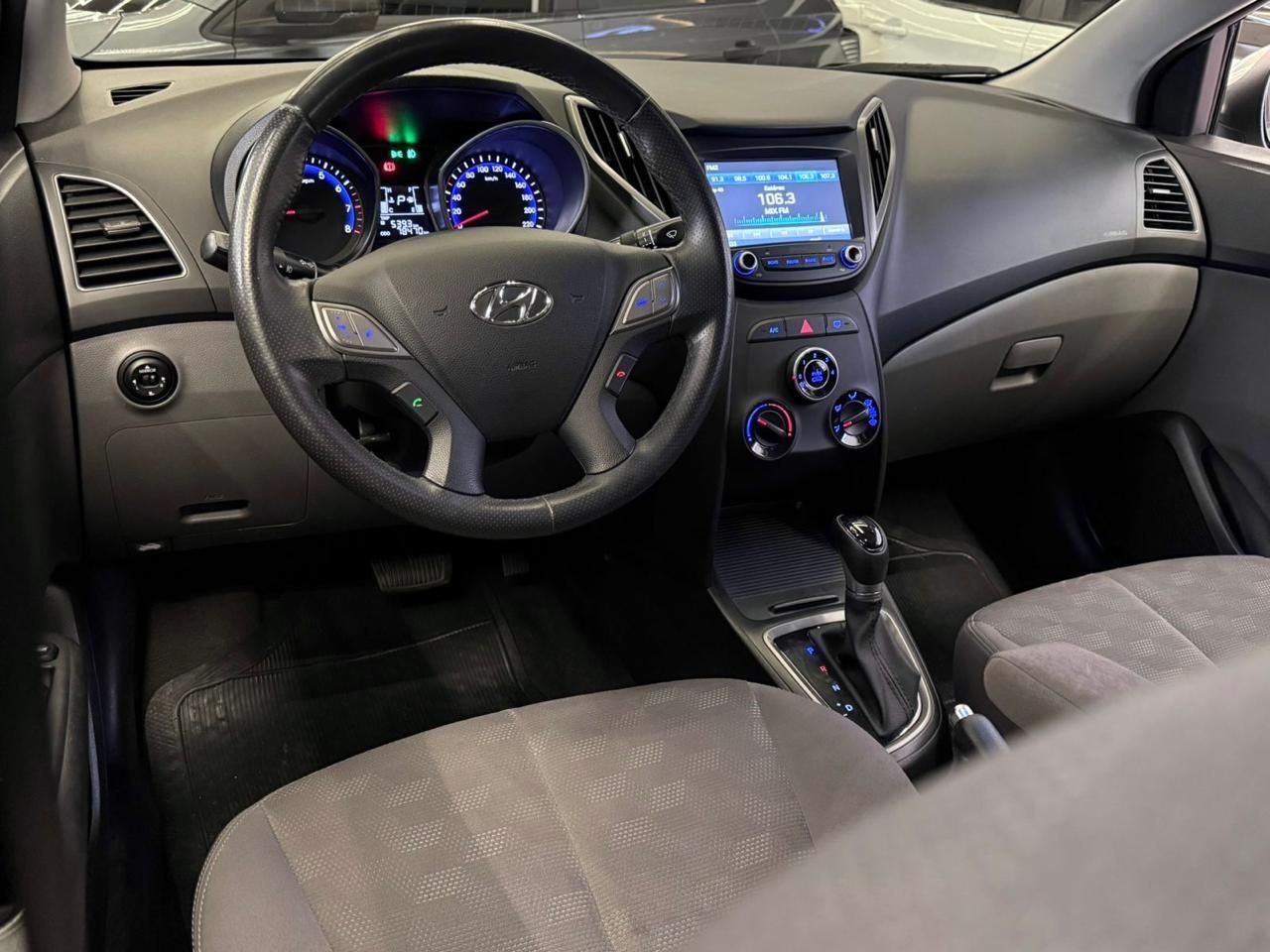 HYUNDAI HB20S