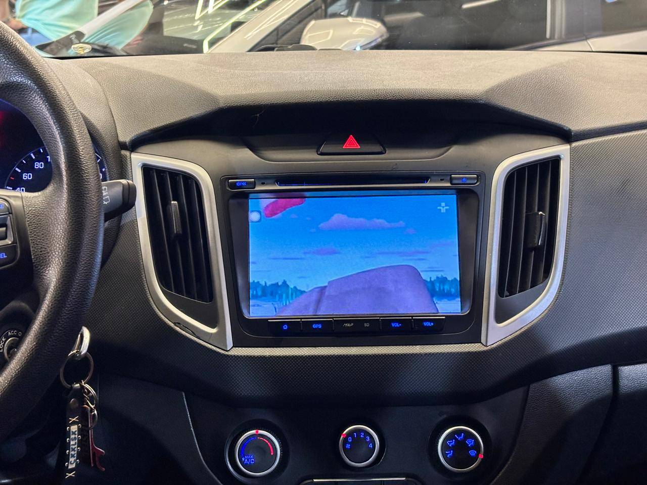 HYUNDAI CRETA