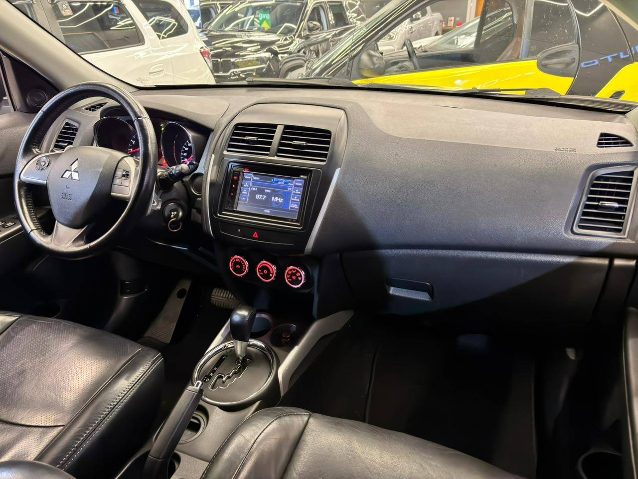 MITSUBISHI ASX