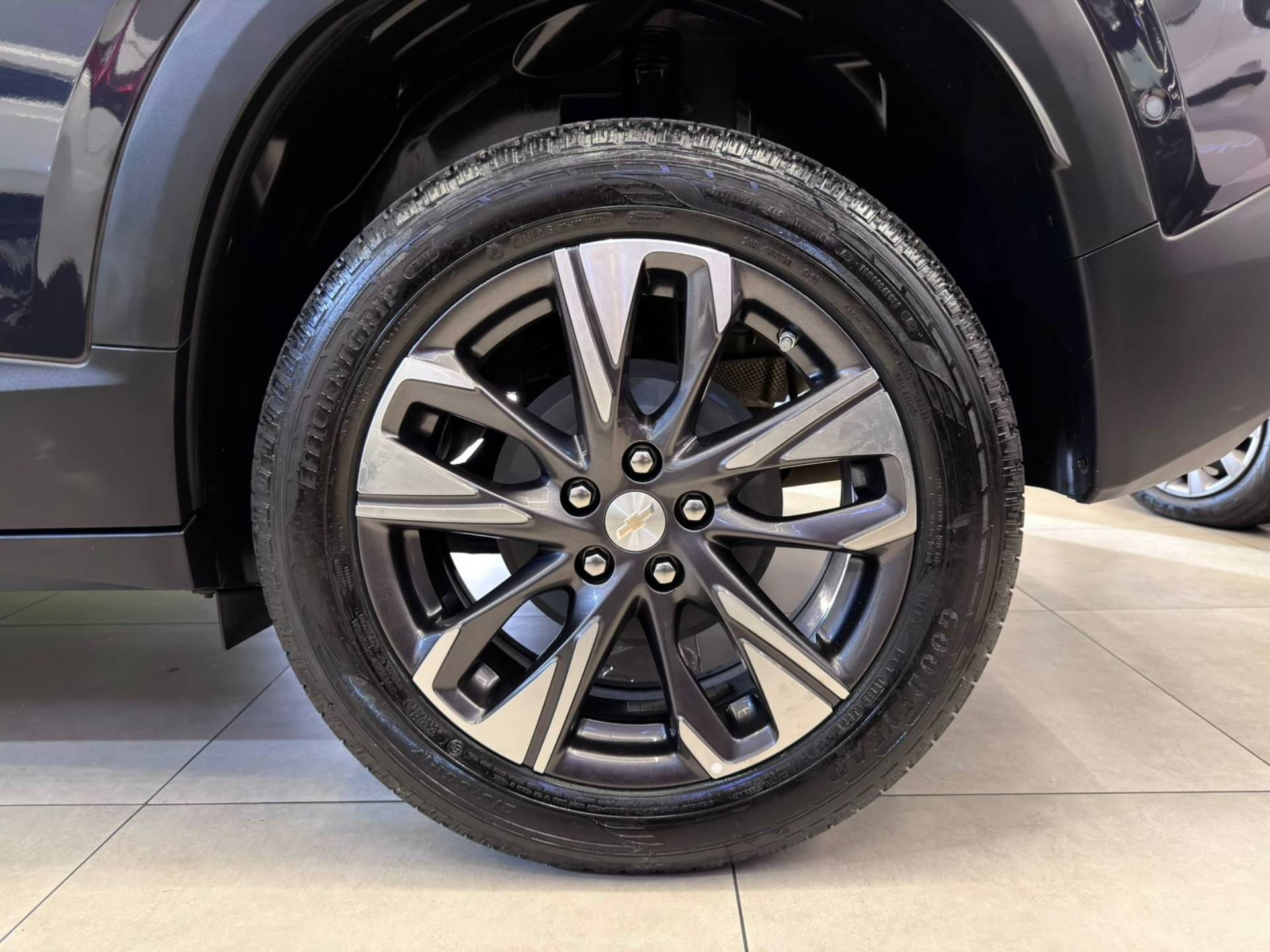 CHEVROLET TRACKER
