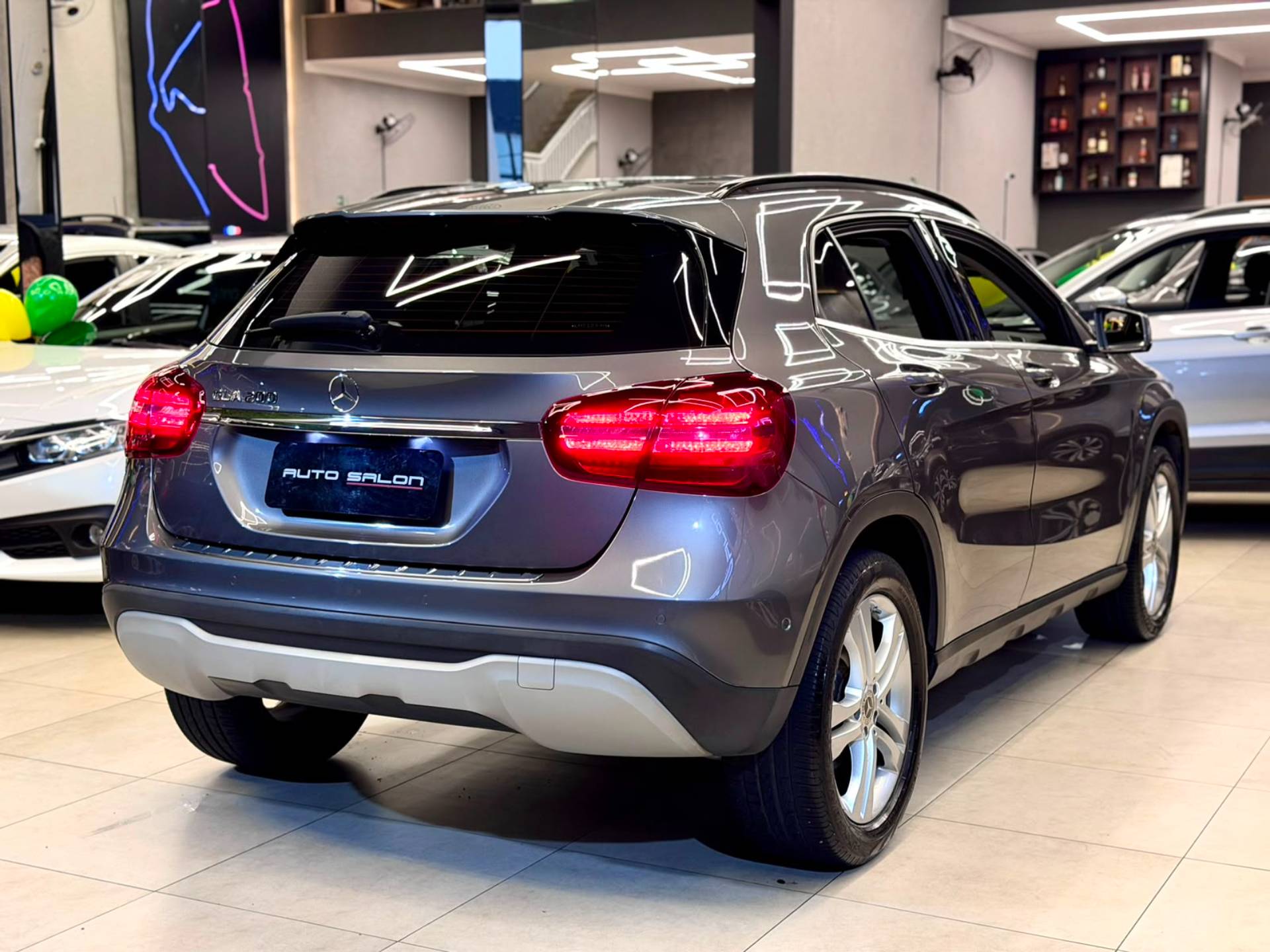 MERCEDES-BENZ GLA 200