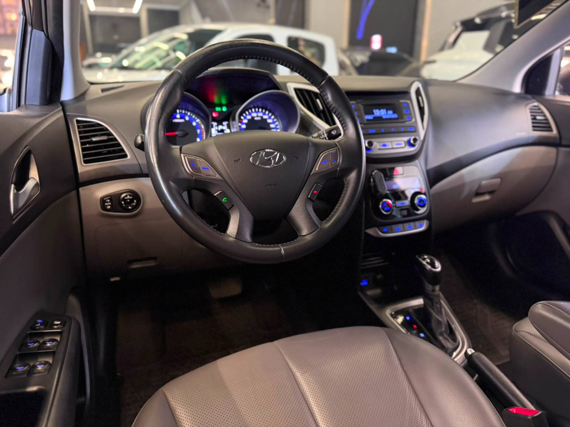HYUNDAI HB20S