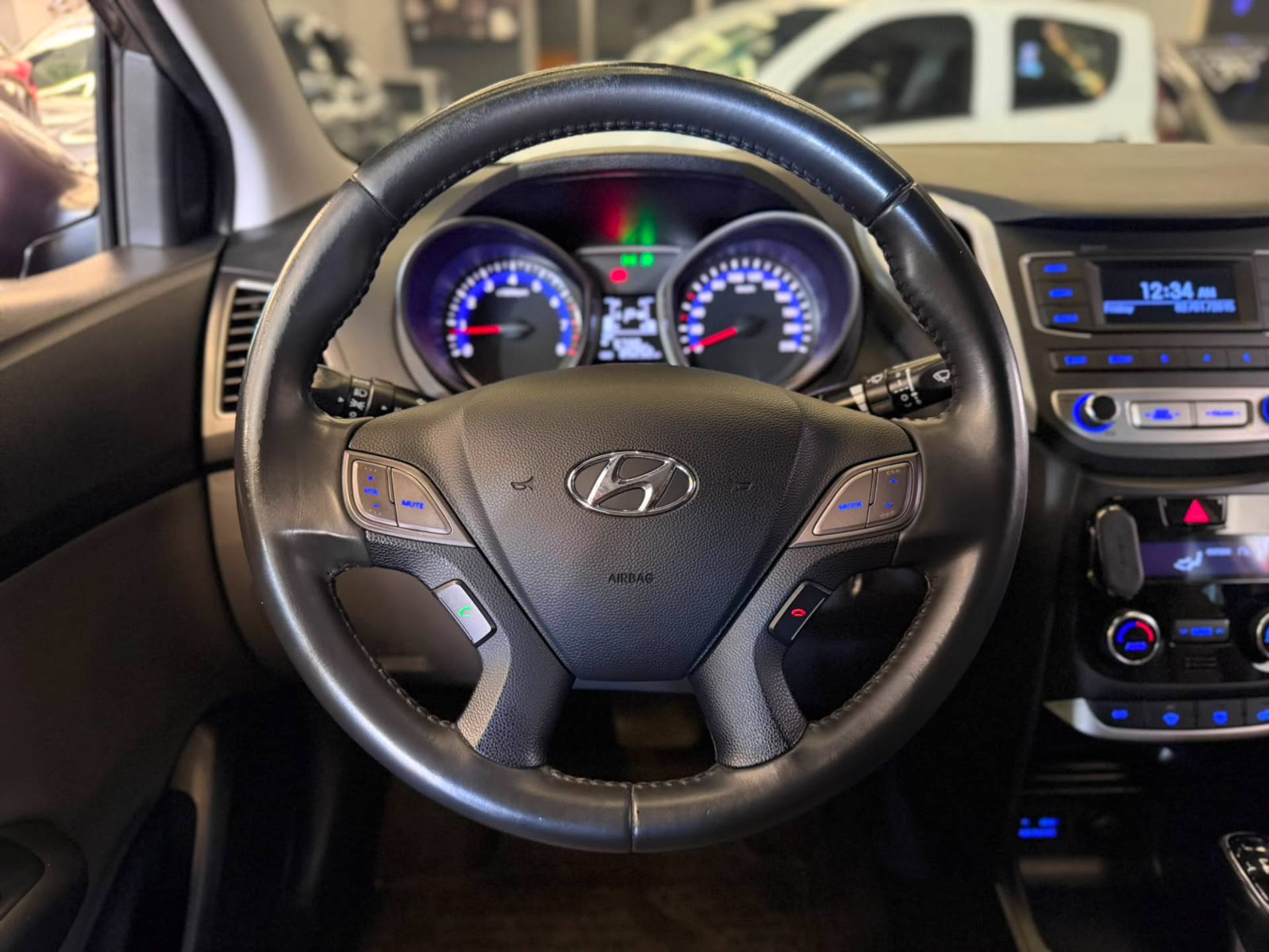 HYUNDAI HB20S