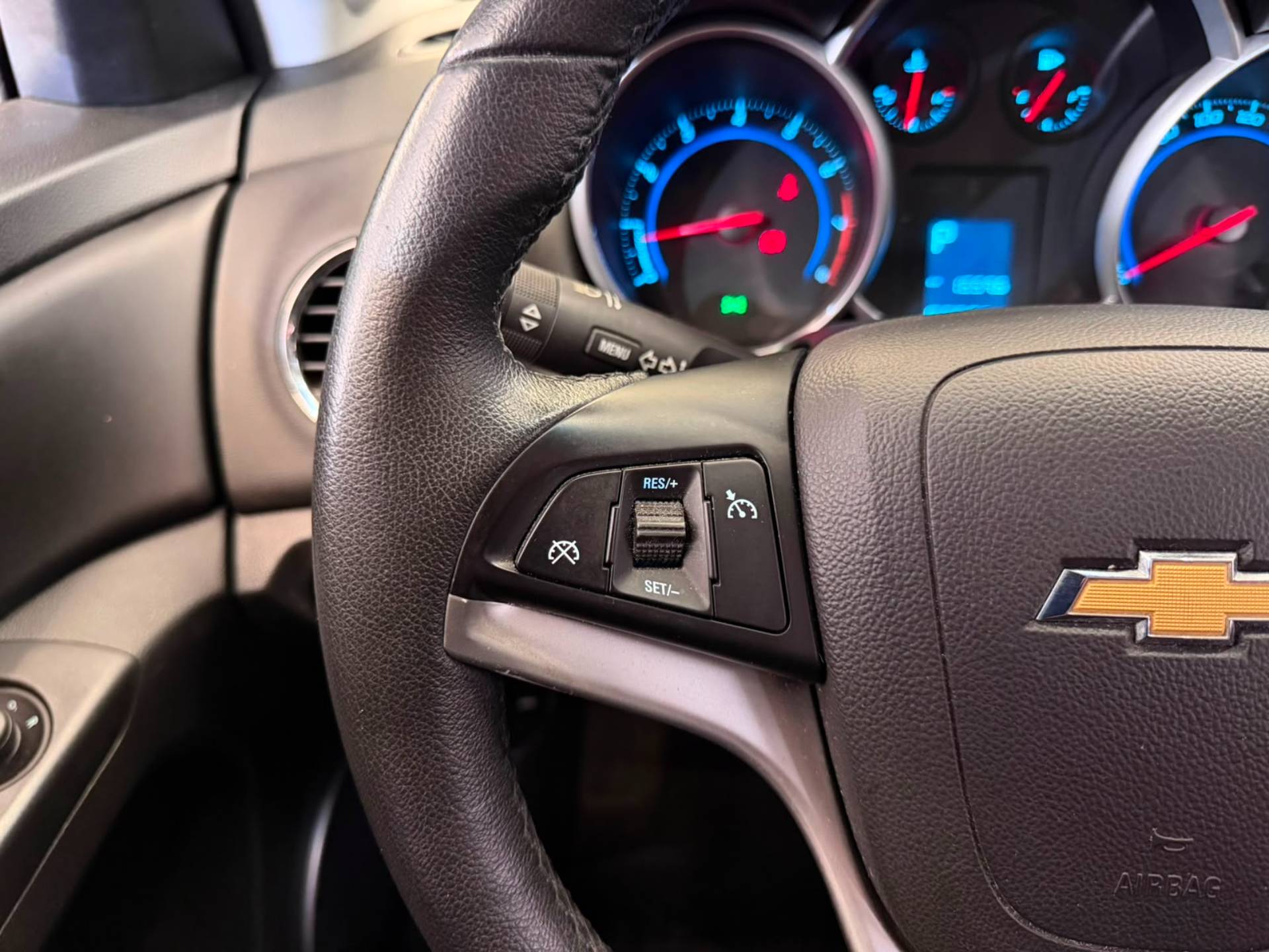 CHEVROLET CRUZE