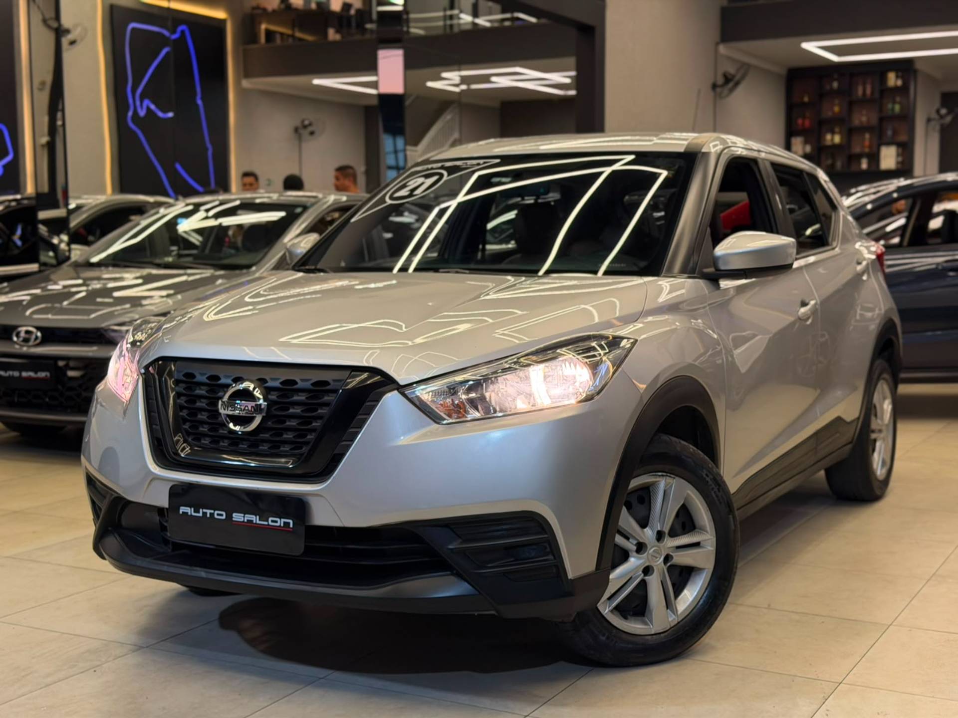 NISSAN KICKS