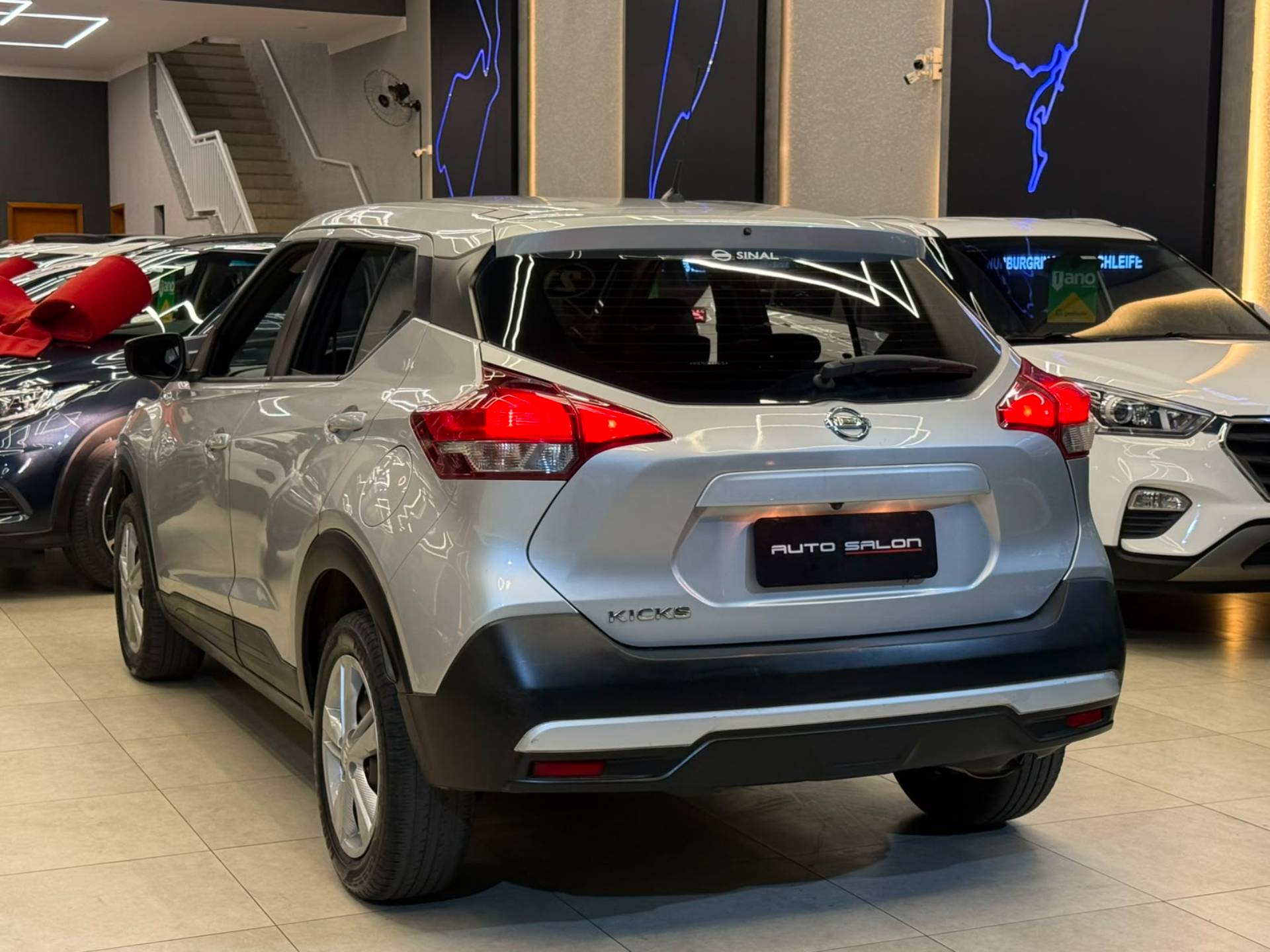 NISSAN KICKS