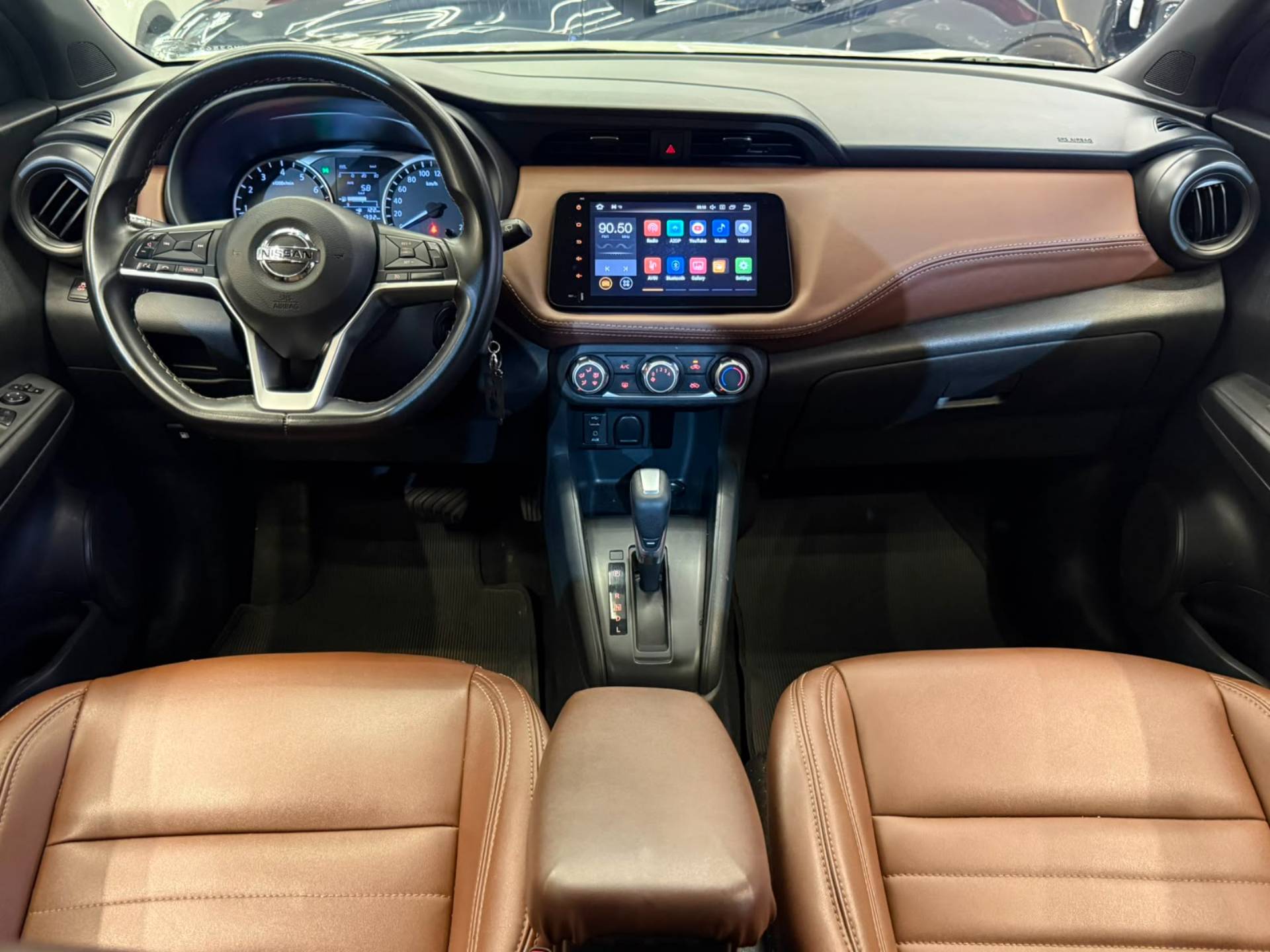 NISSAN KICKS