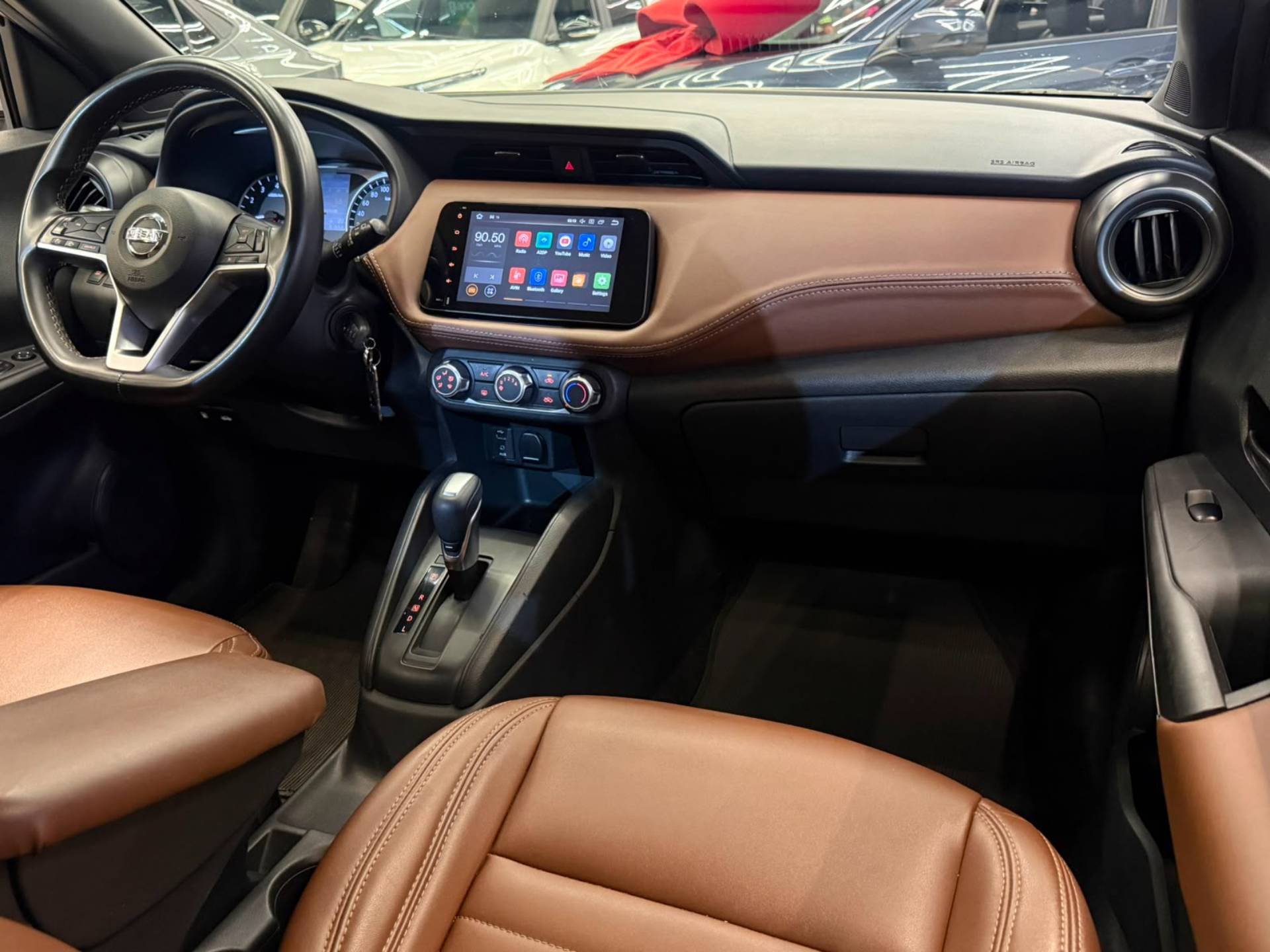NISSAN KICKS