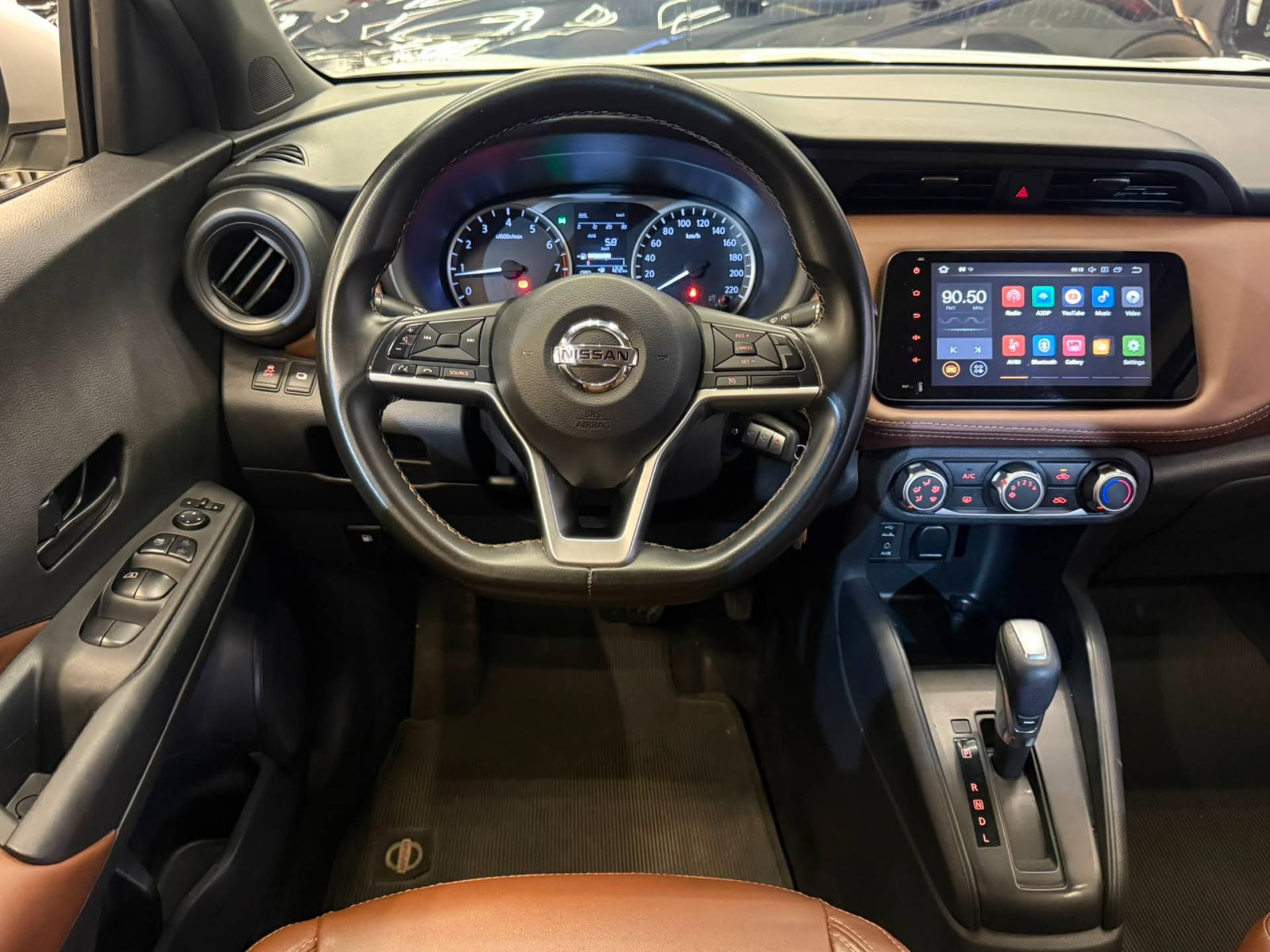 NISSAN KICKS